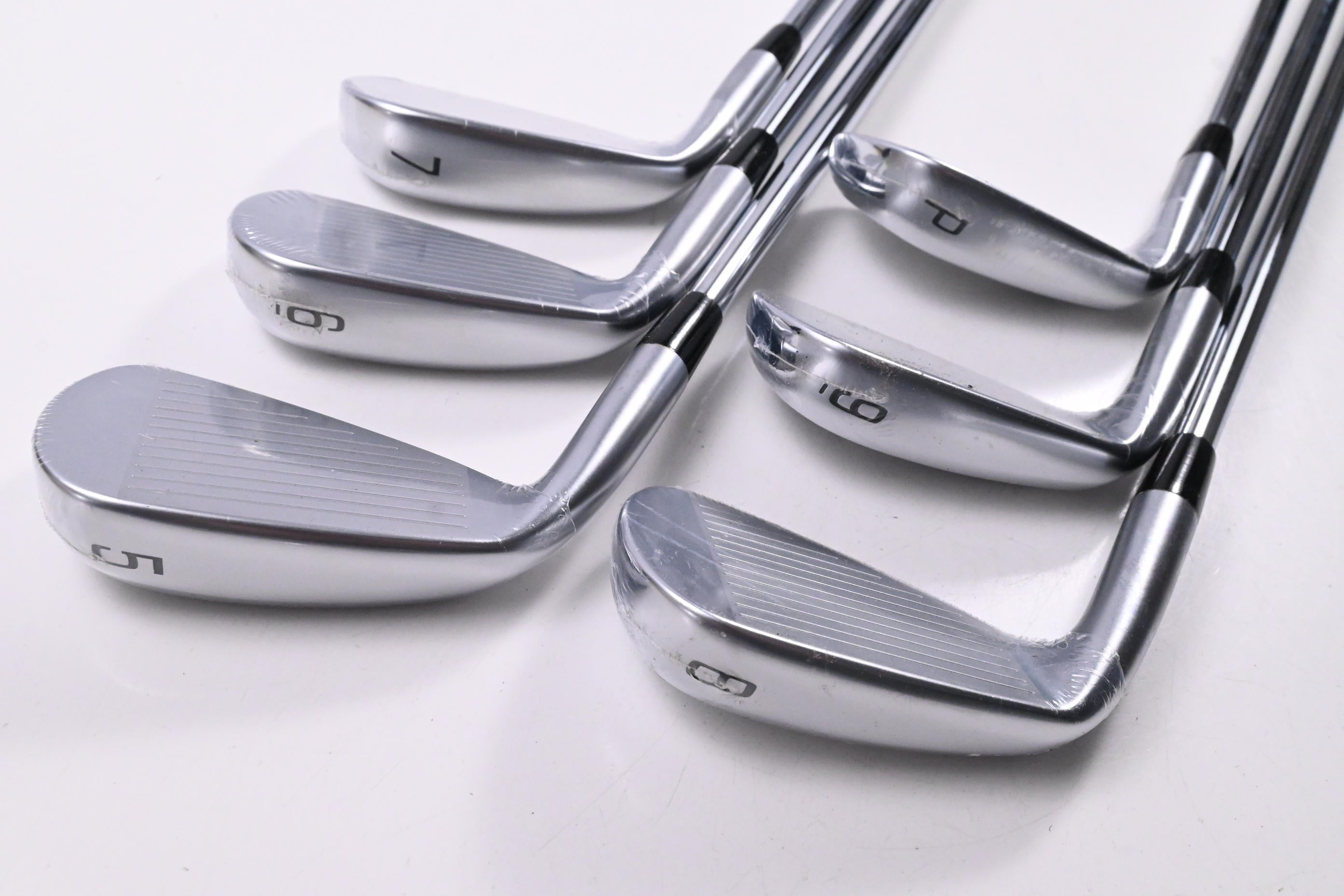 Mizuno JPX 925 Hot Metal Pro Irons / 5-PW / Regular Flex Dynamic Gold 105 R300