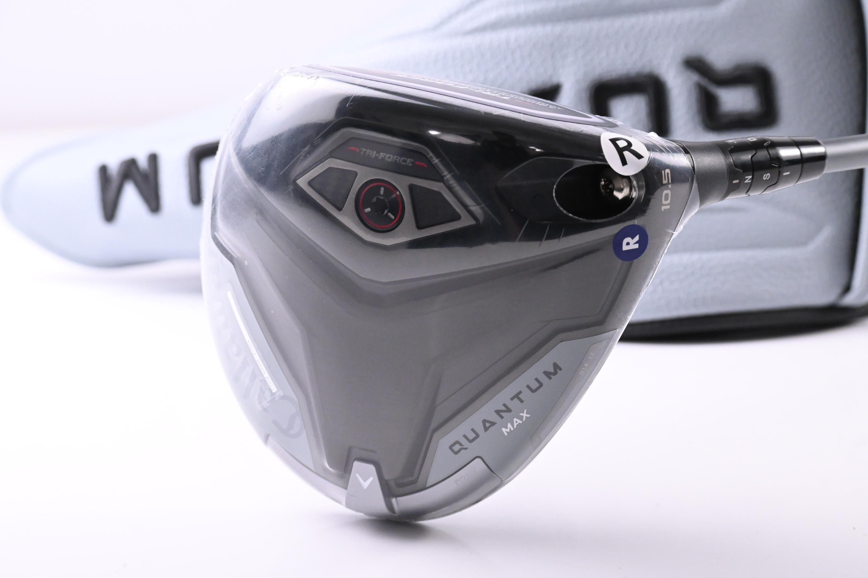 Callaway Quantum Max Driver / 10.5 Degree / Regular Flex Denali Frost Silver 50