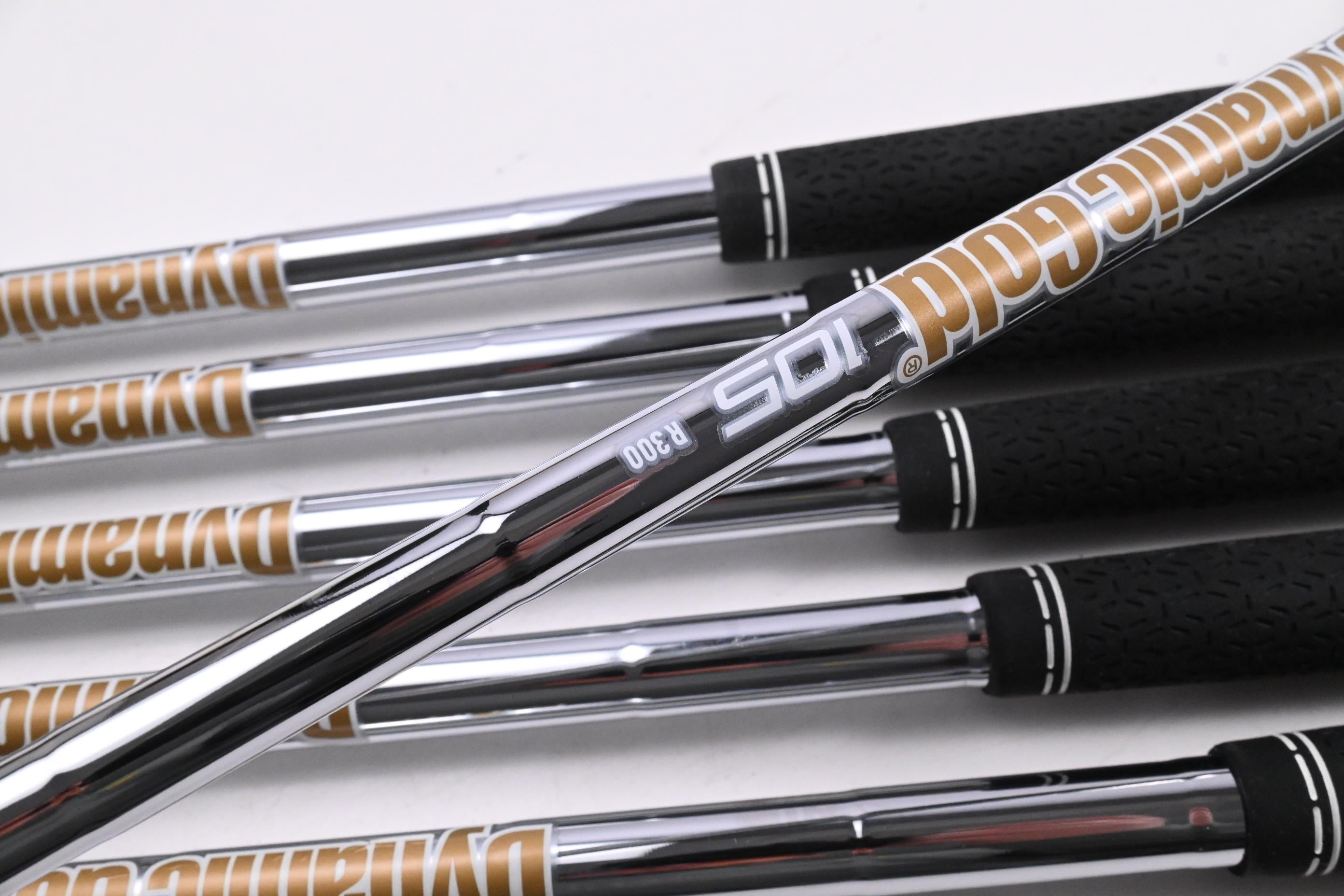 Mizuno JPX 925 Hot Metal Pro Irons / 5-PW / Regular Flex Dynamic Gold 105 R300