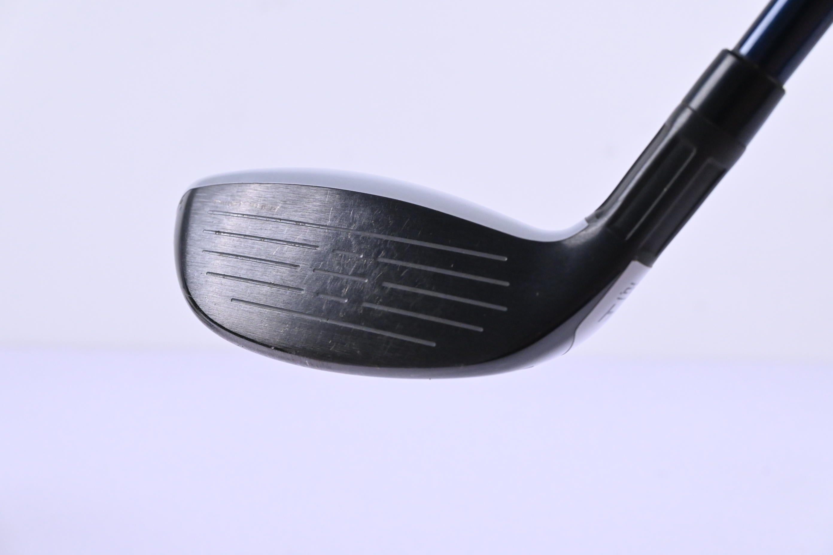 Taylormade SIM2 Max #4 Hybrid / 22 Degree / Regular Flex Fujikura Ventus Blue 6