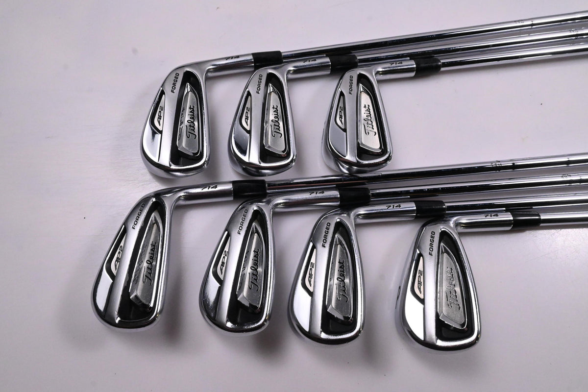 Titleist 714 AP2 Irons / 4-PW / Stiff Flex Dynamic Gold S300 Shafts
