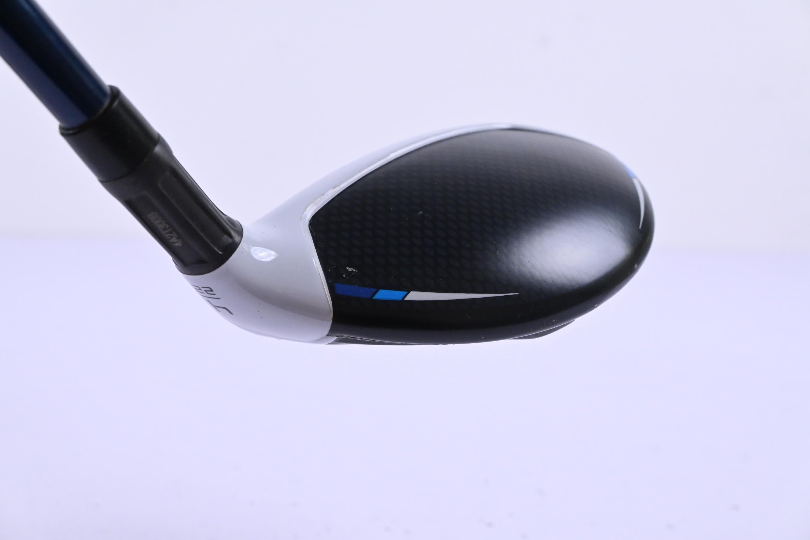 Taylormade SIM2 Max #4 Hybrid / 22 Degree / Regular Flex Fujikura Ventus Blue 6