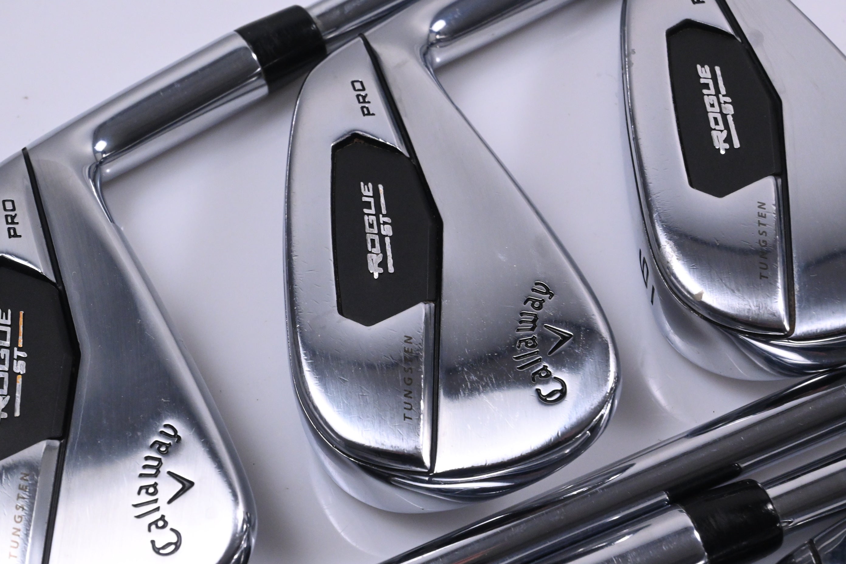 Callaway Rogue ST Pro Irons / 4-PW / Regular Flex Dynamic Gold 105 R300 Shafts