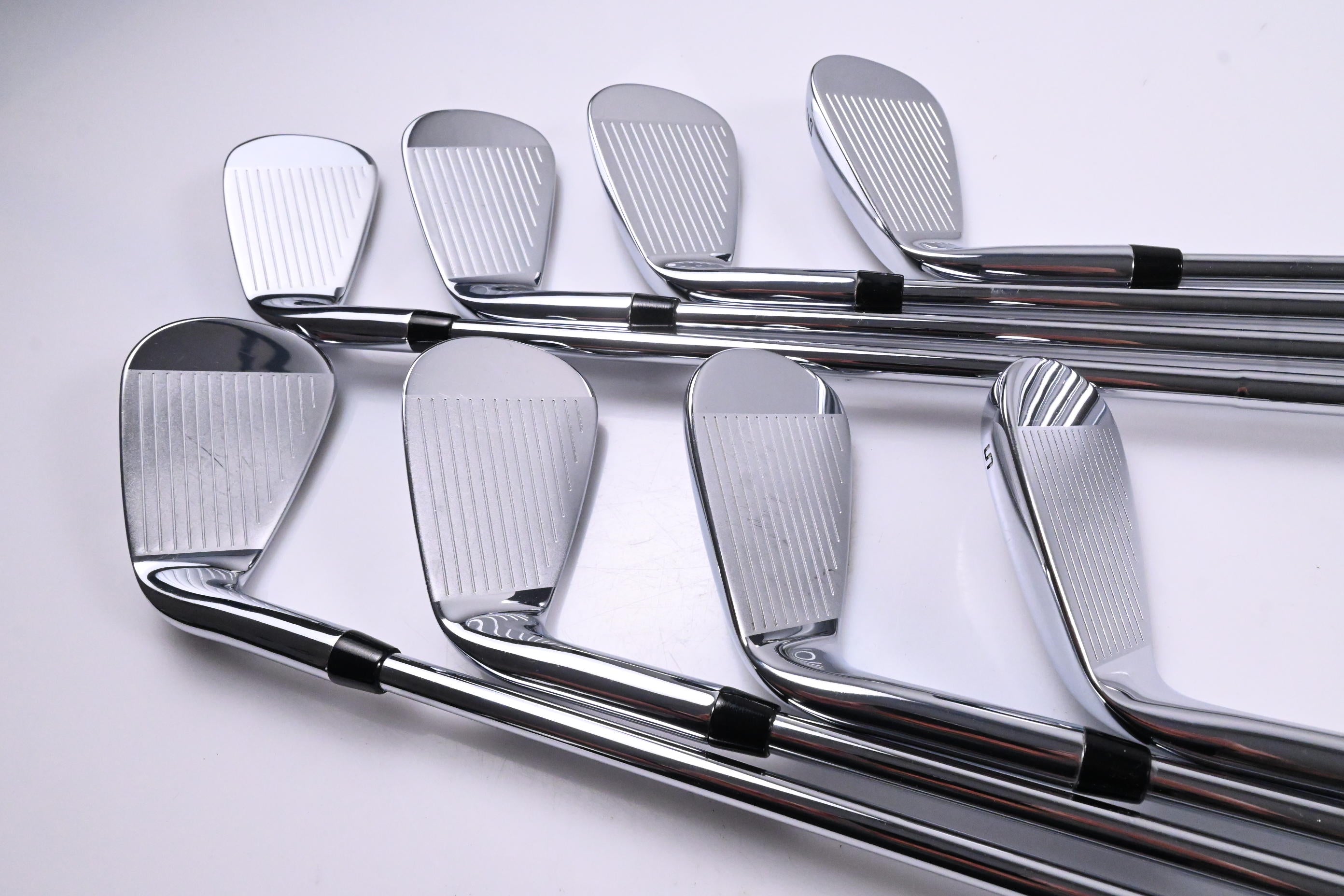 Callaway Elyte HL Irons / 6-PW+AW+GW+SW / Regular Flex Dynamic Gold Mid 115 R300