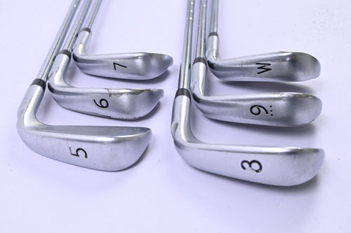 Left Hand Ping i25 Irons / 5-PW / Silver Dot / Regular Flex Ping CFS Shafts