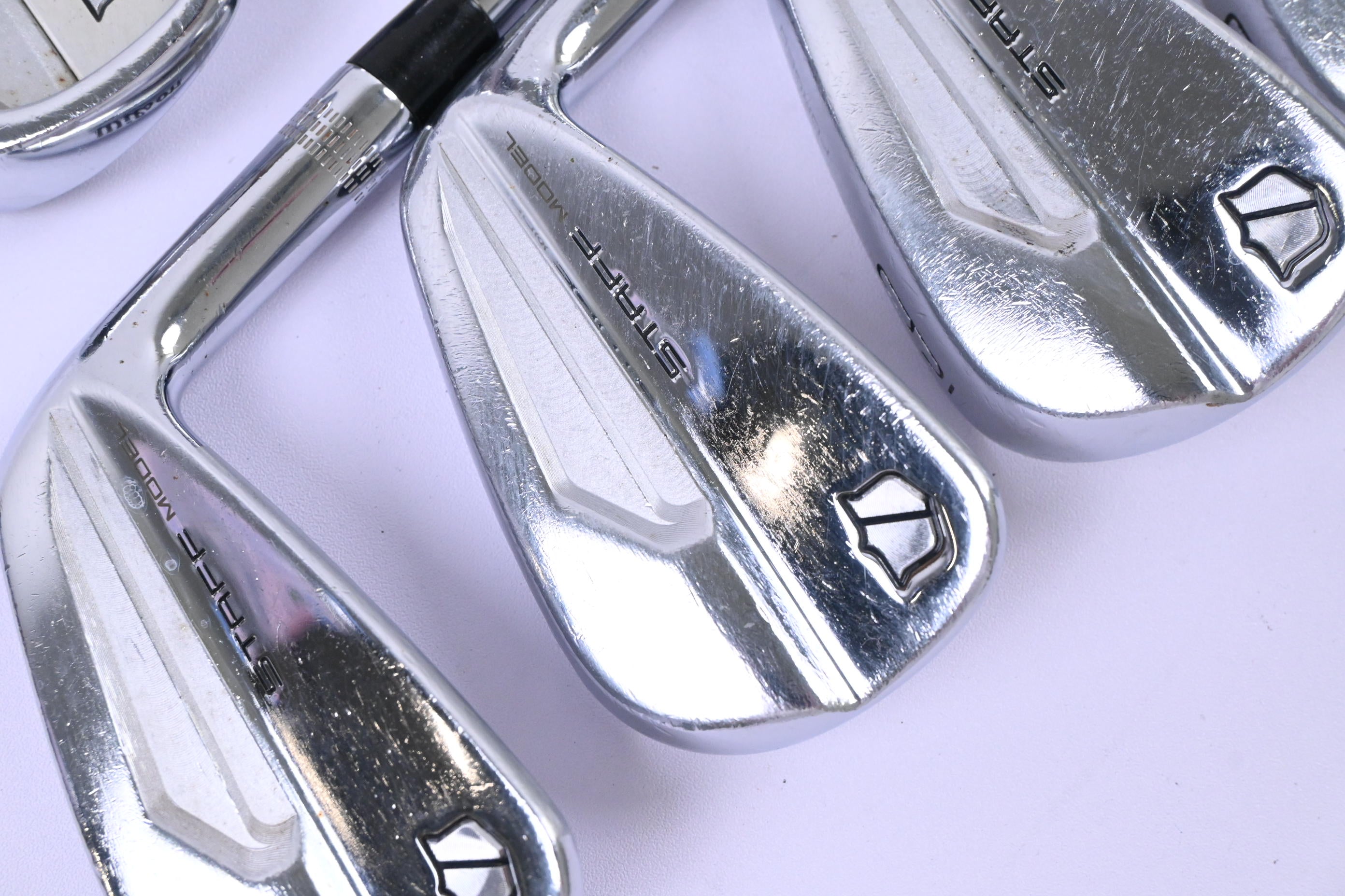 Wilson Staff Model CB/Blade 2024 Combo Irons / 4-PW / X-Flex Dynamic Gold 115