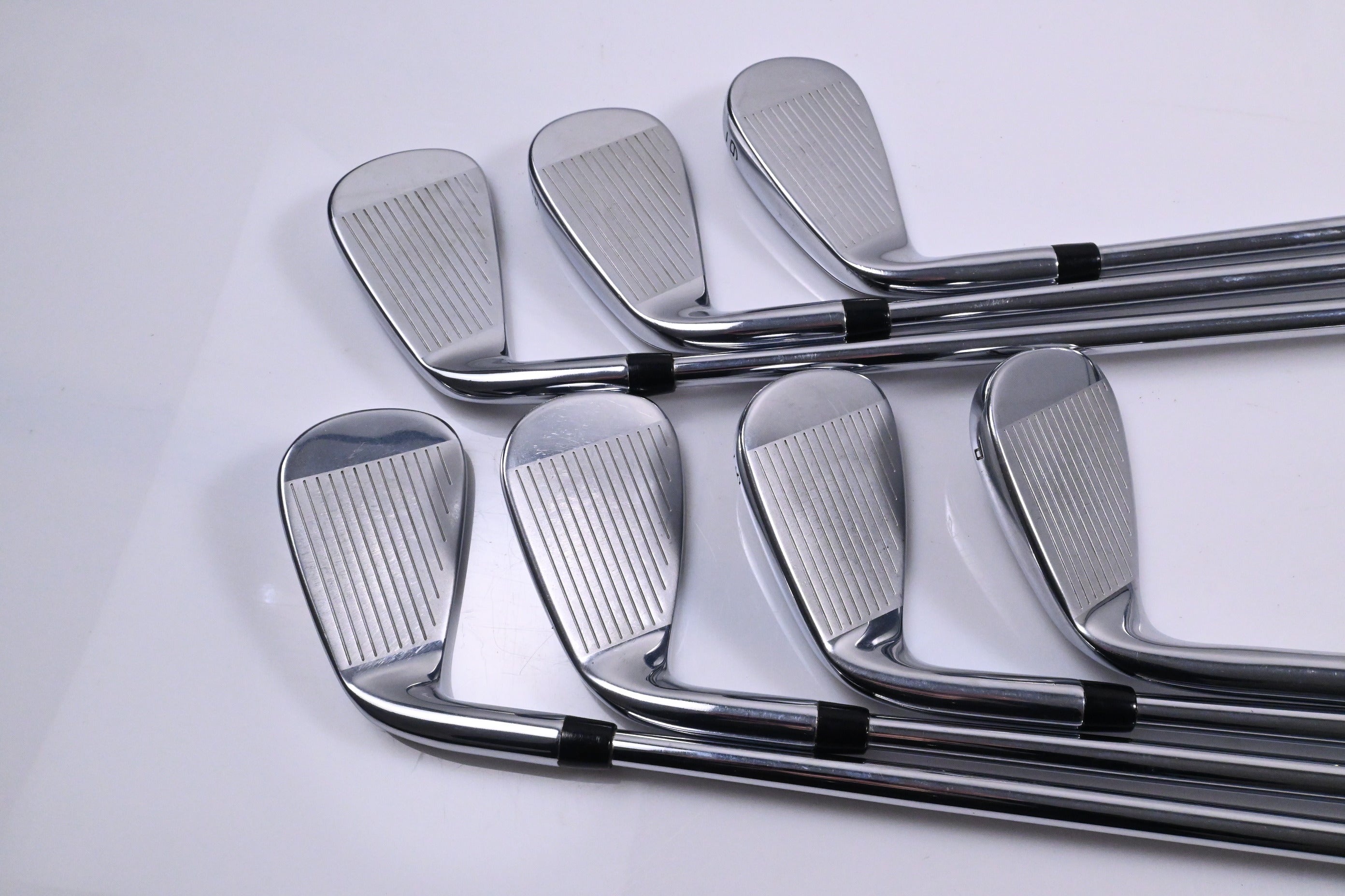 Callaway Rogue ST Pro Irons / 4-PW / Regular Flex Dynamic Gold 105 R300 Shafts