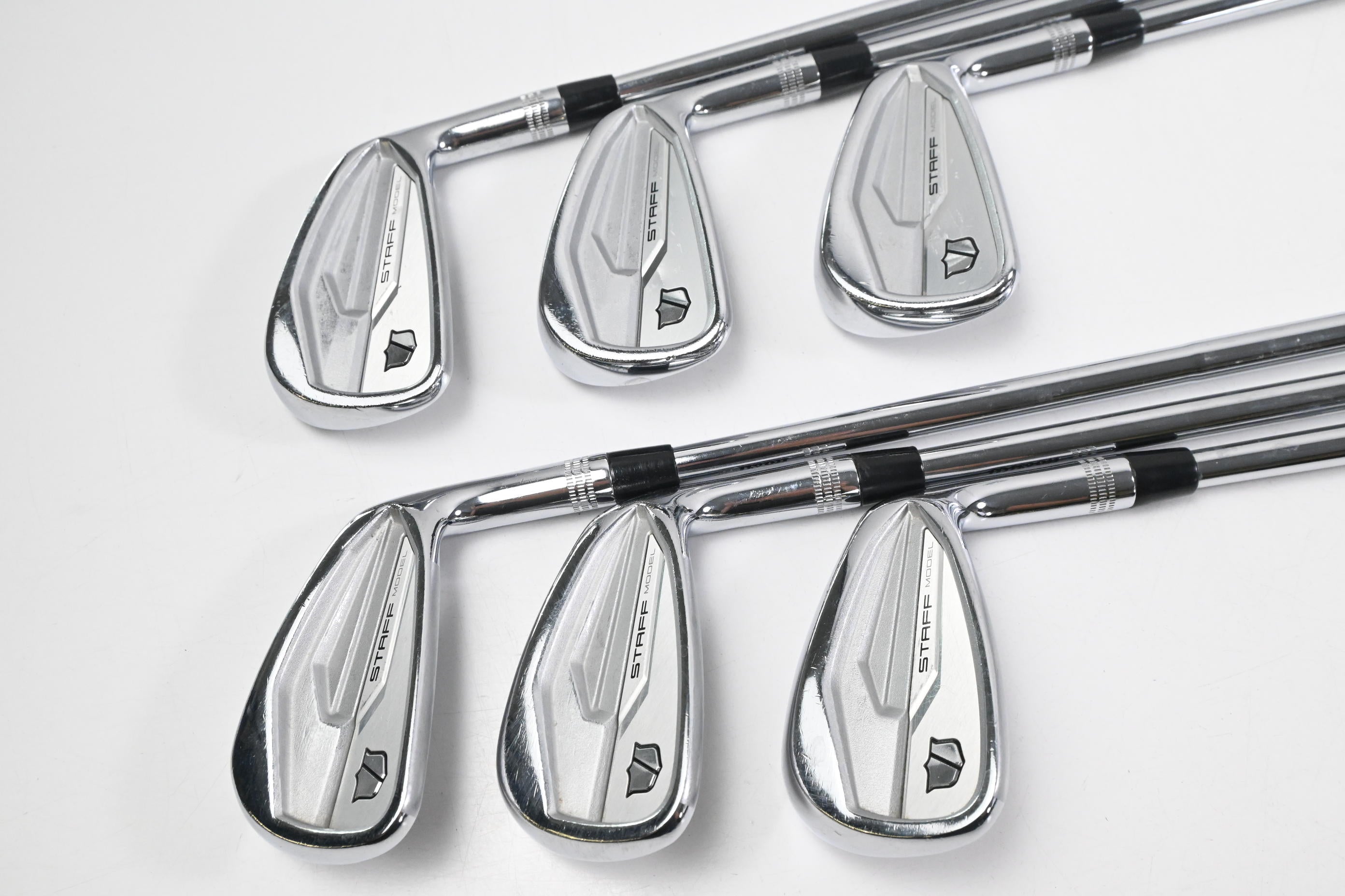 Wilson Staff Model 2024 CB Irons / 4-9i / X-Flex Dynamic Gold X100 Shafts