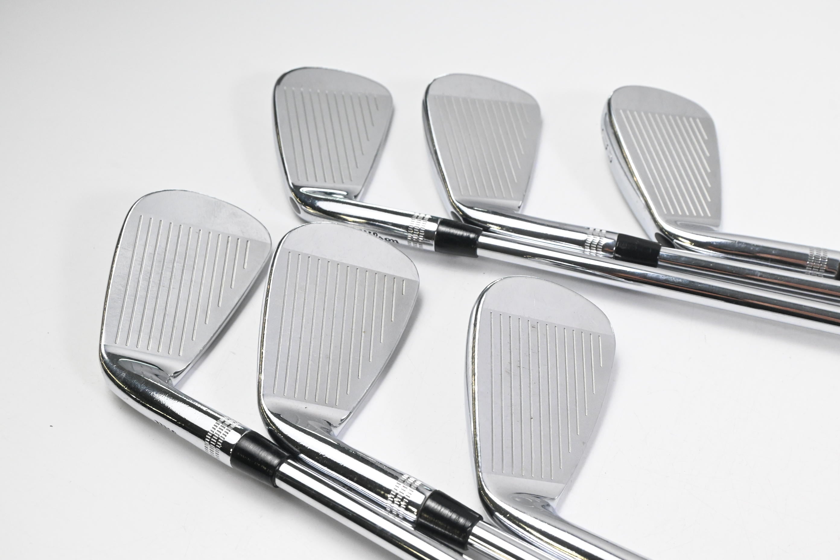 Wilson Staff Model 2024 CB Irons / 4-9i / X-Flex Dynamic Gold X100 Shafts