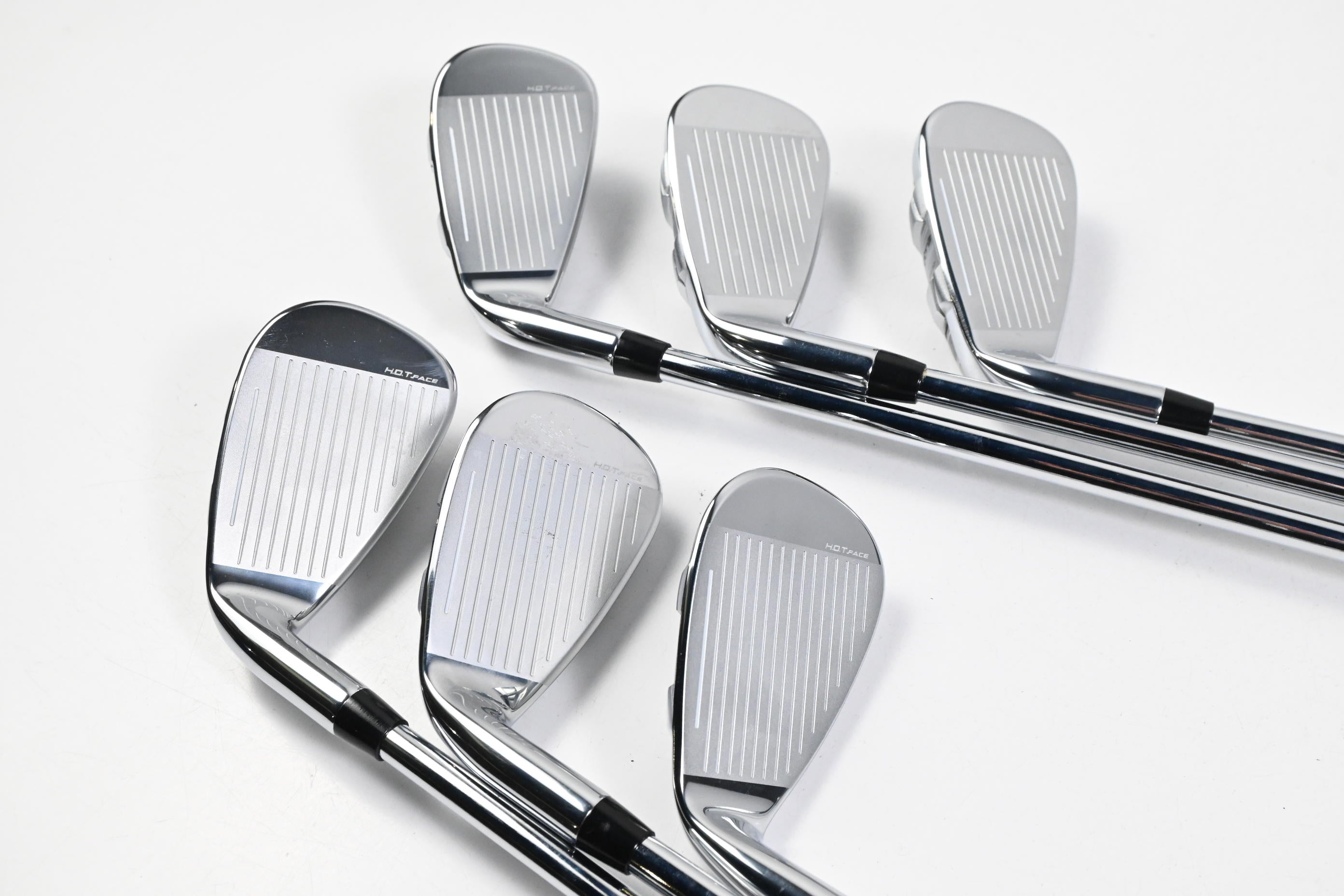 Cobra T-Rail 2023 Irons / 6-PW+SW / Regular Flex Cobra Ultralite Shafts