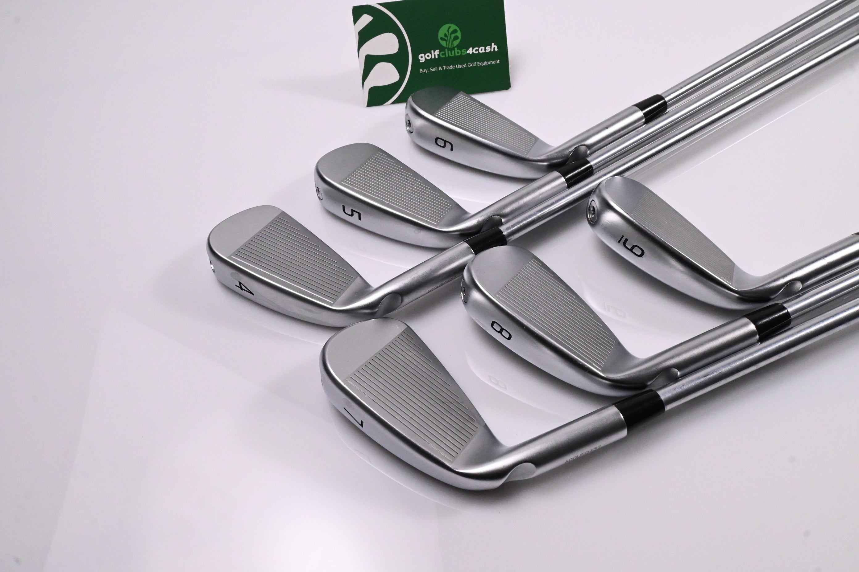 Ping i230 Irons / 4-9i / Red Dot / Regular Plus Flex Project X IO 105 Shafts