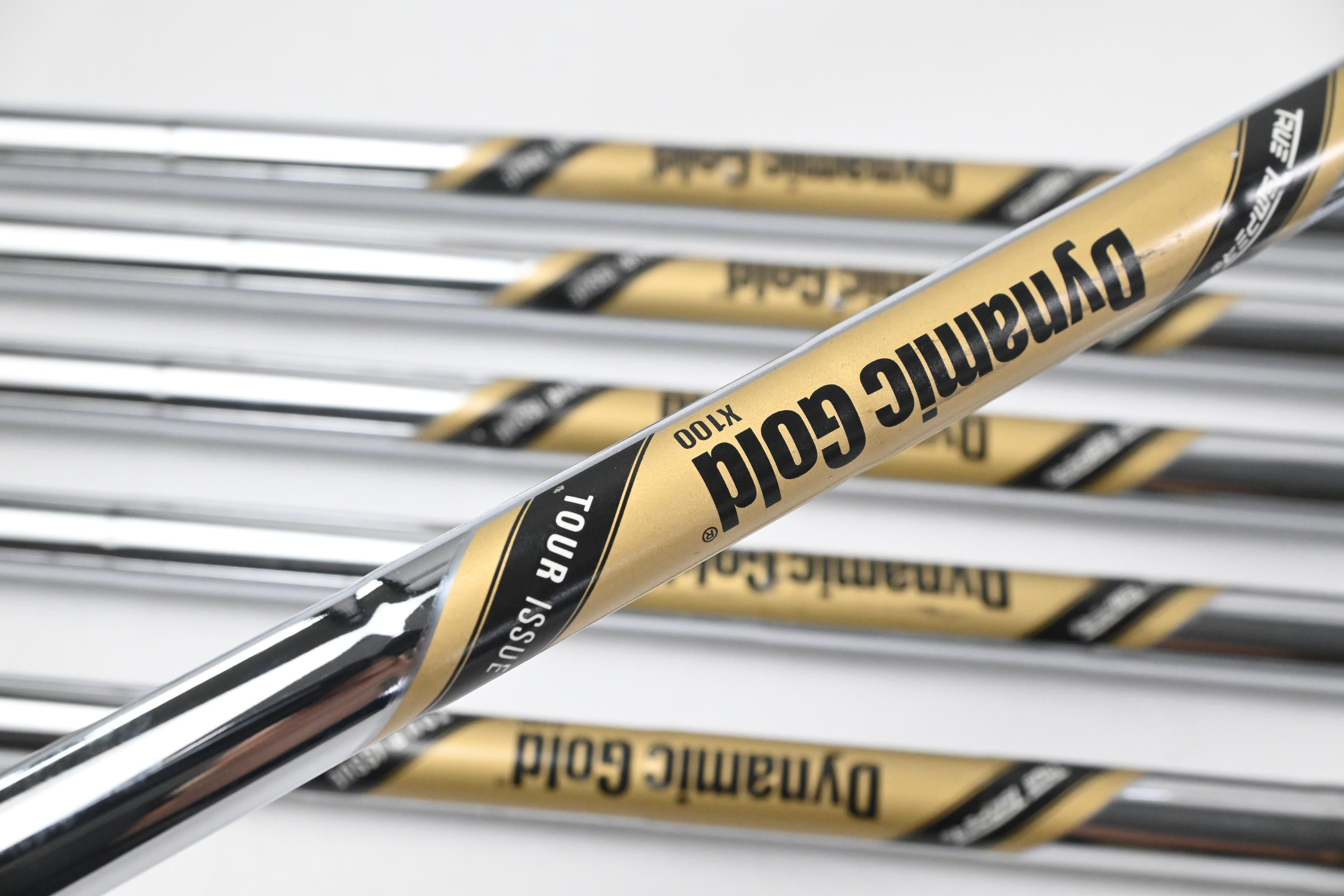 Wilson Staff Model 2024 CB Irons / 4-9i / X-Flex Dynamic Gold X100 Shafts