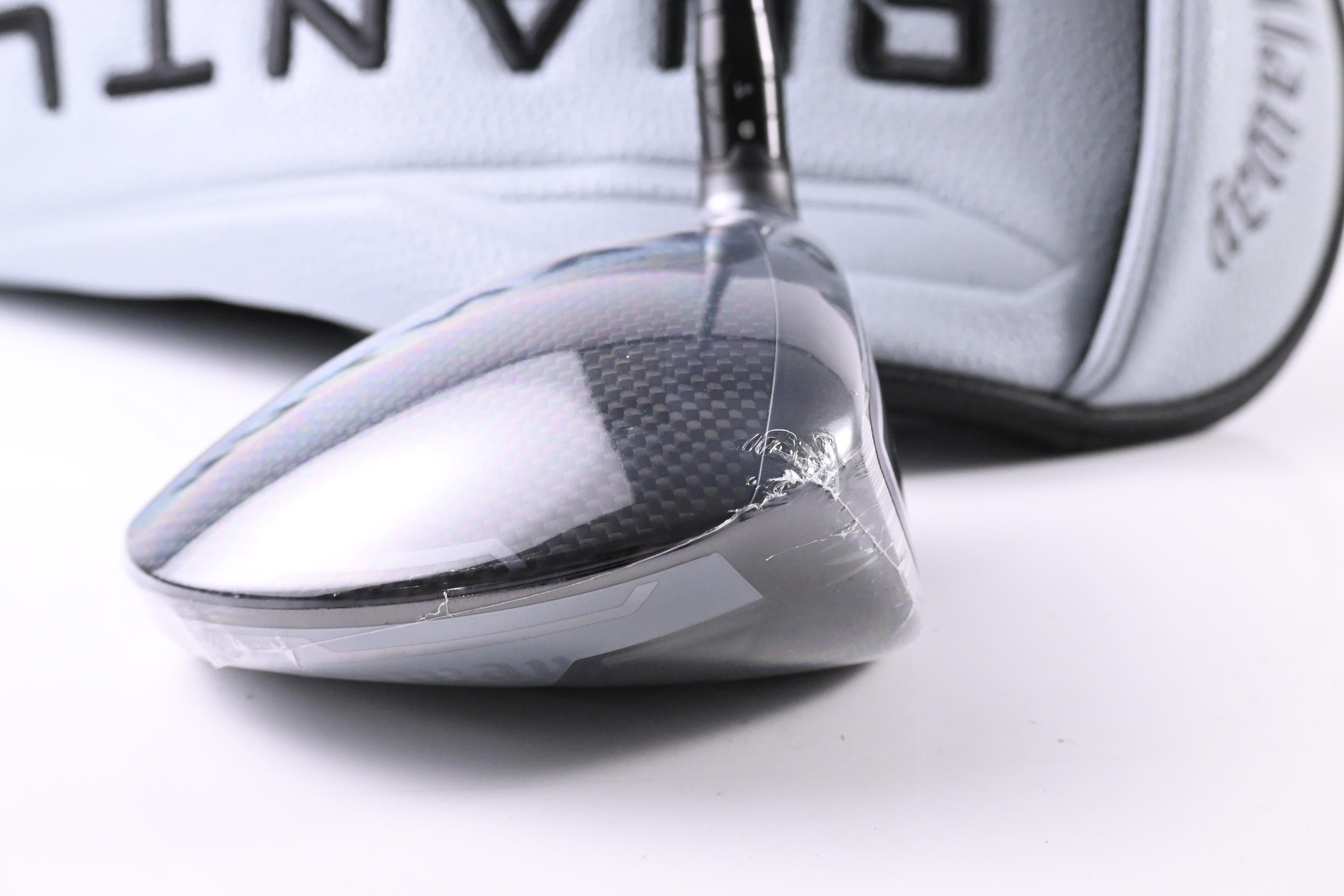 Callaway Quantum Max Driver / 10.5 Degree / Regular Flex Denali Frost Silver 50