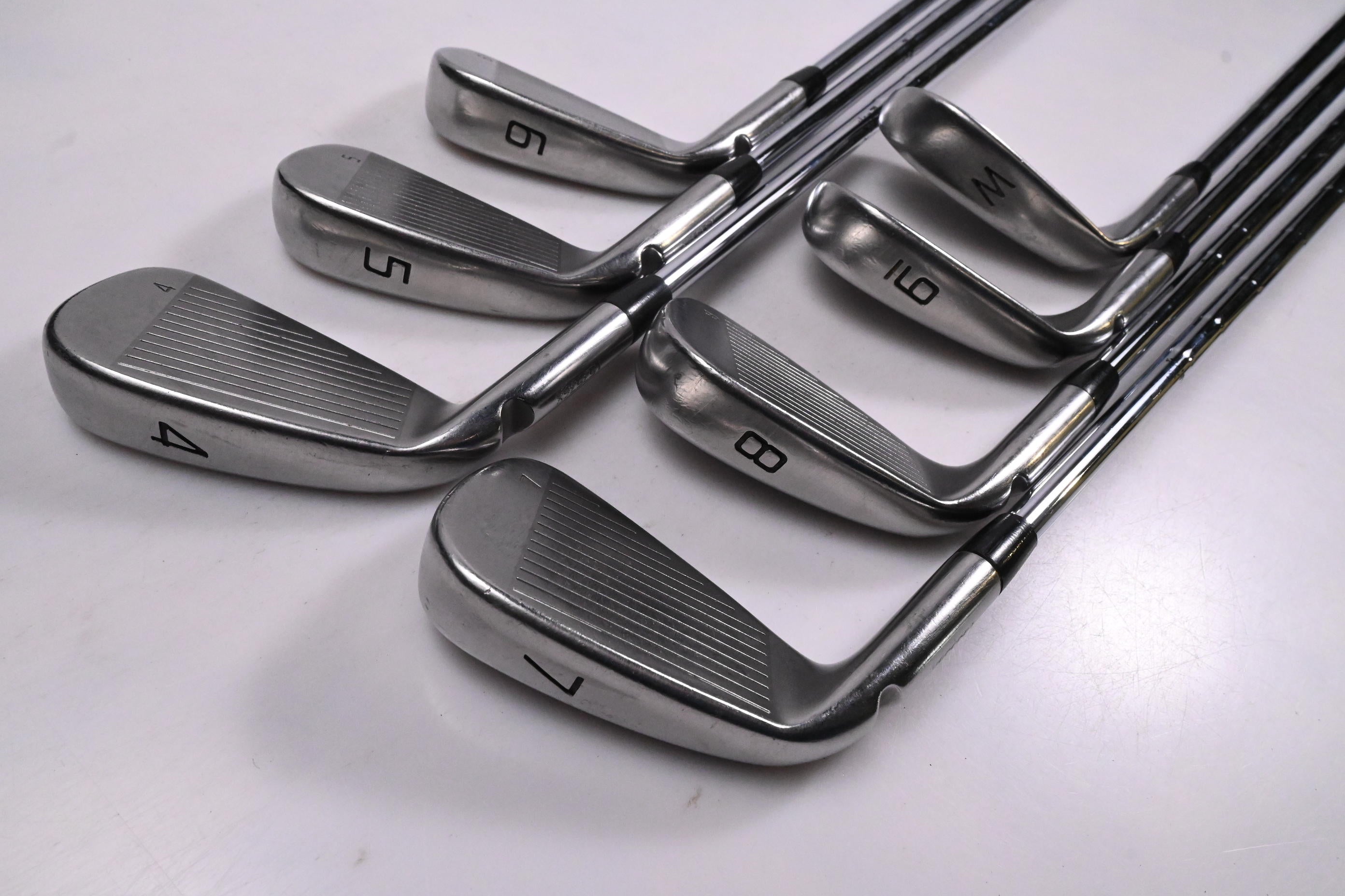 Ping i-Series E1 Irons / 4-PW / Blue Dot / Regular Flex Ping Shafts