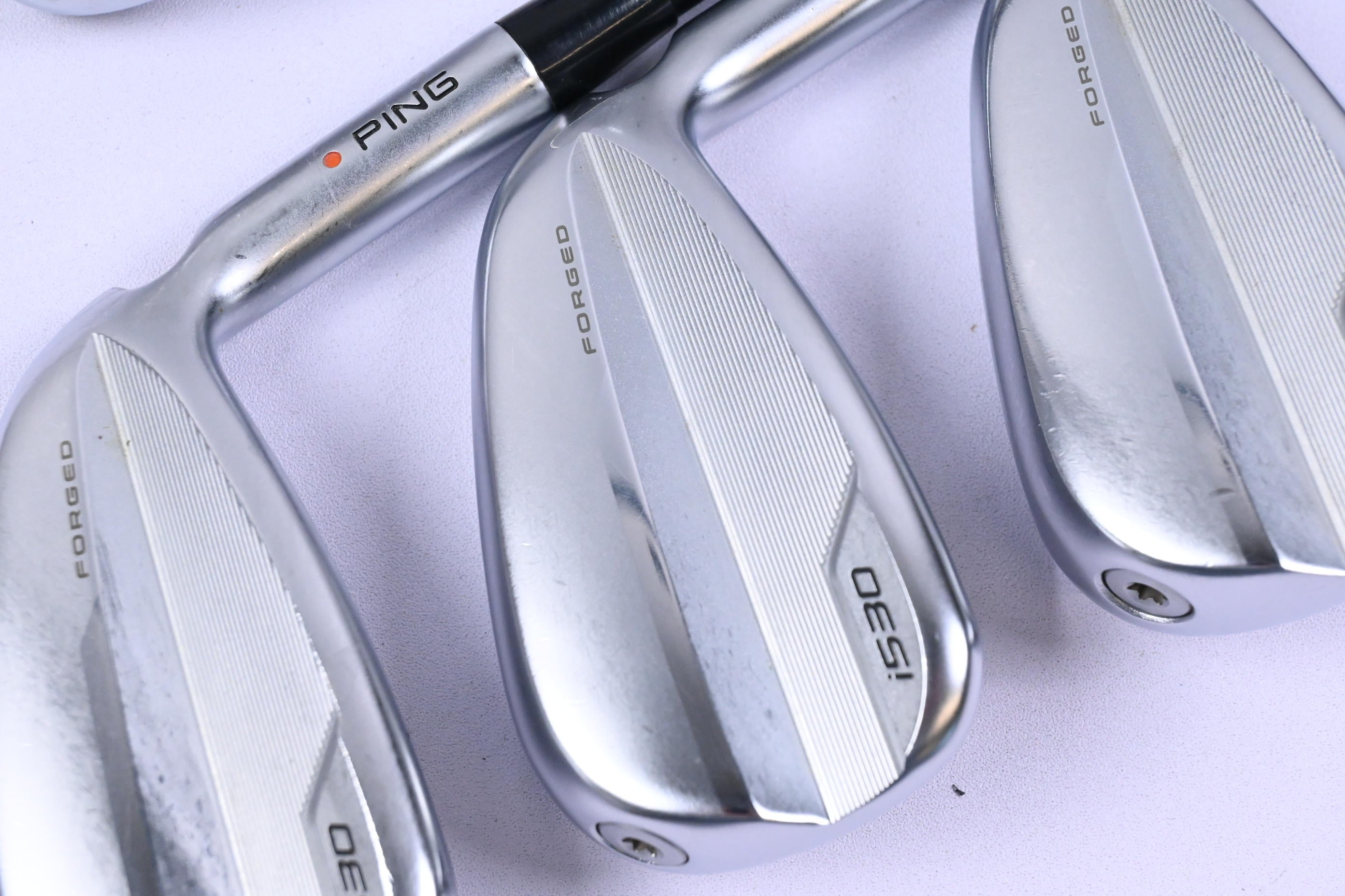 Ping i530 Irons / 6-PW / Orange Dot / Regular Flex Ping Alta CB Black Shafts