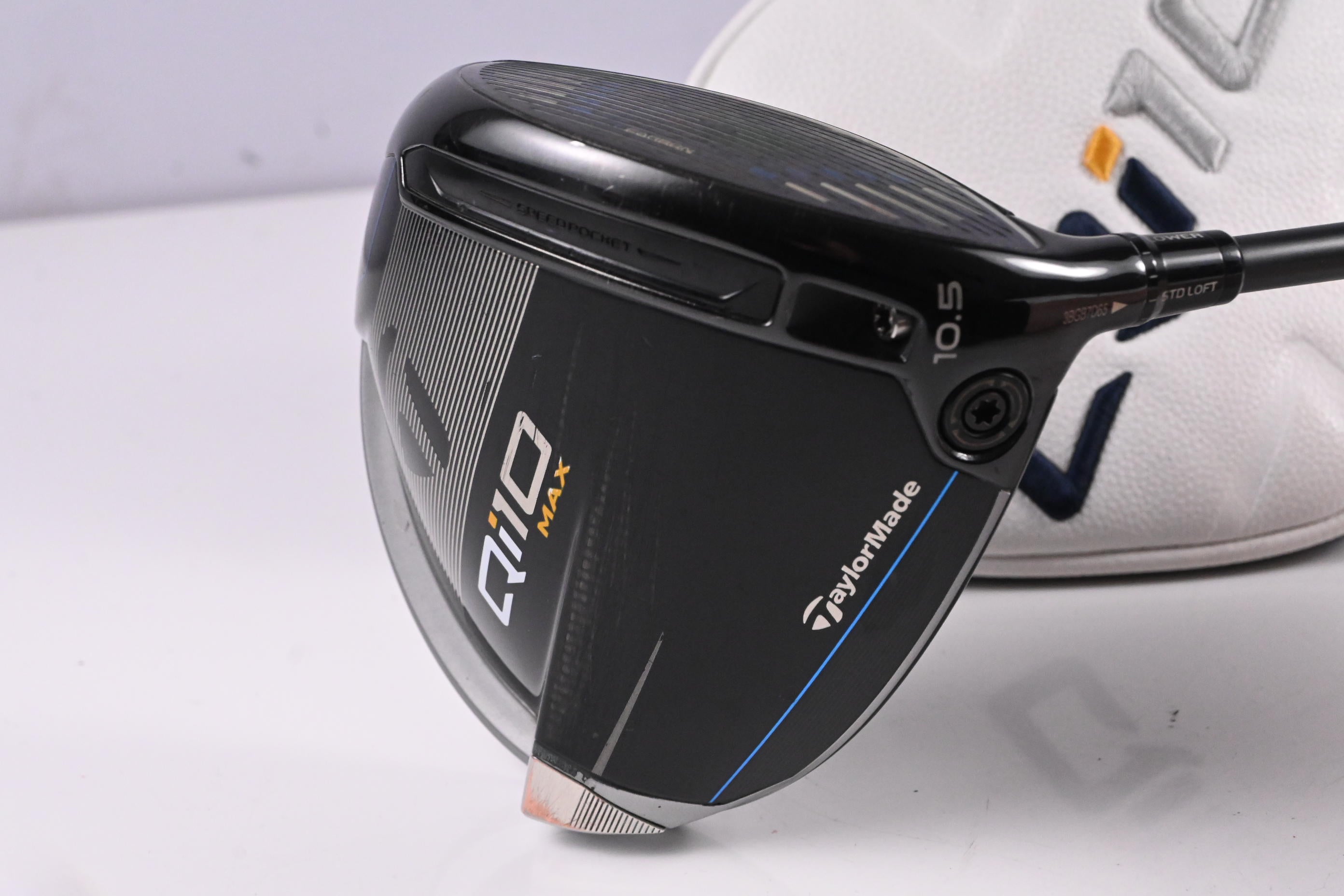 Taylormade Qi10 Max Driver / 10.5 Degree / X-Flex HZRDUS Smoke Black 70 Shaft