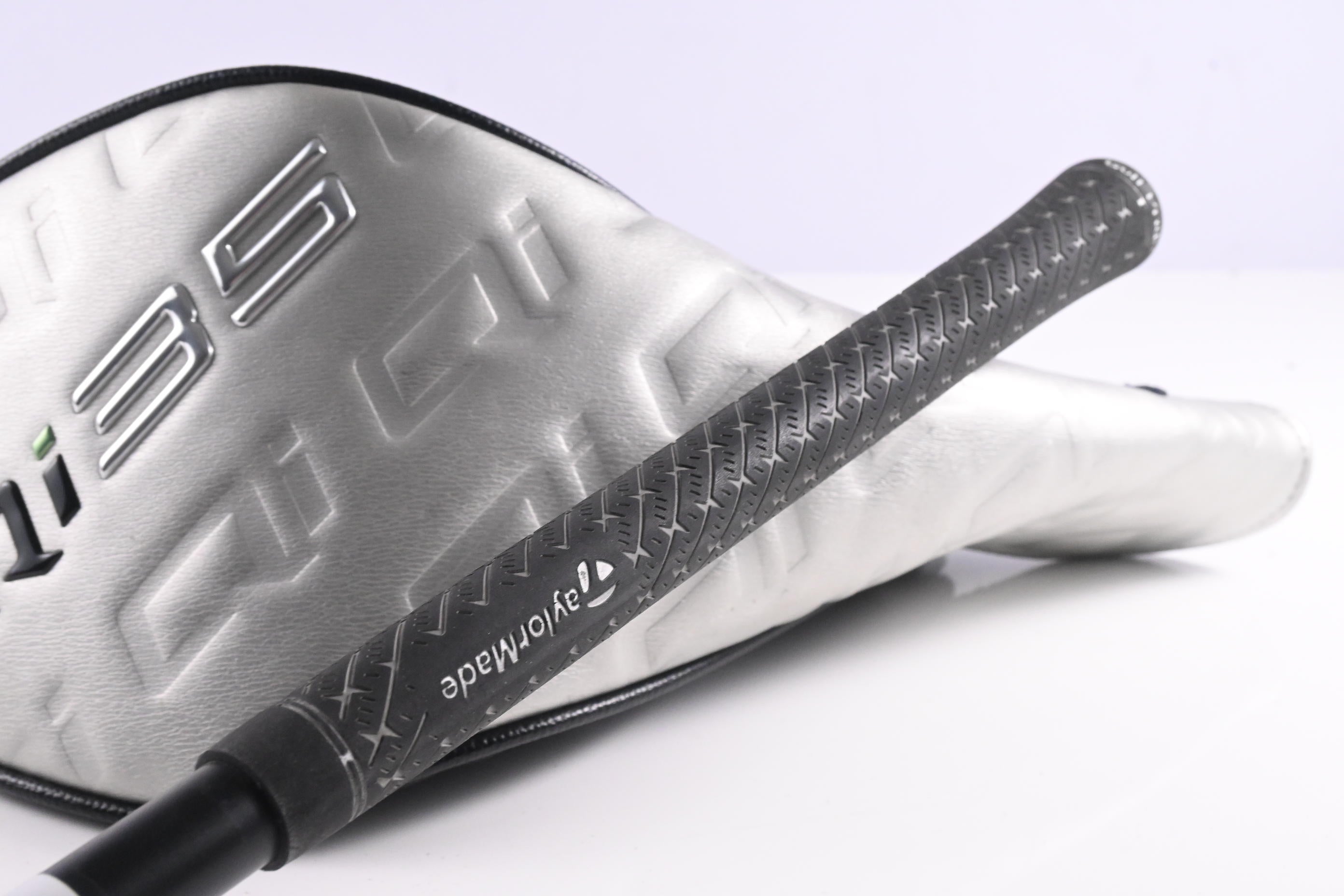Taylormade Qi35 Max Lite Driver / 12 Degree / Regular Flex Air Speeder 50 Shaft