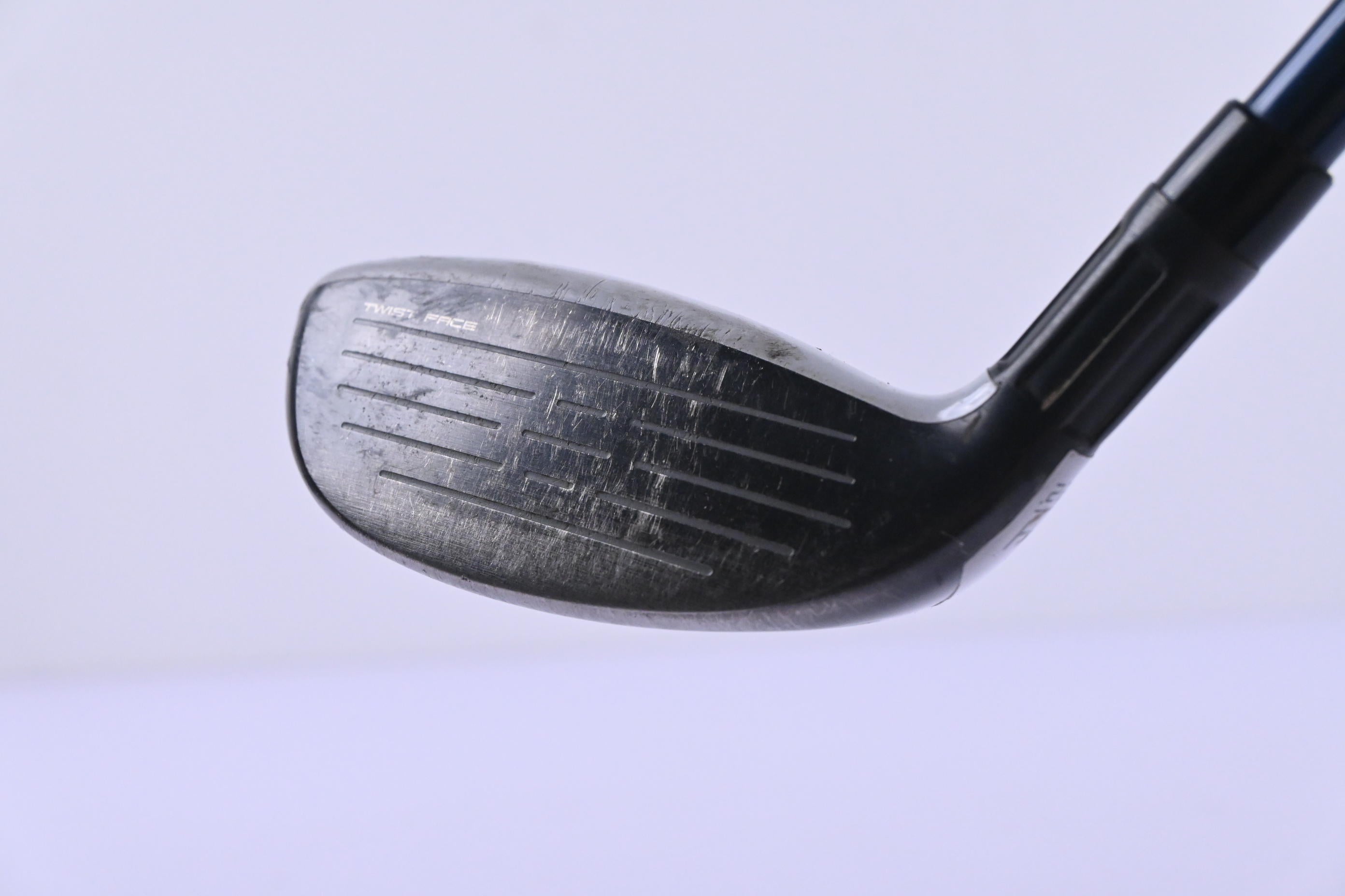 Taylormade SIM2 Max #4 Hybrid / 22 Degree / Regular Flex Ventus Blue 6 Shaft