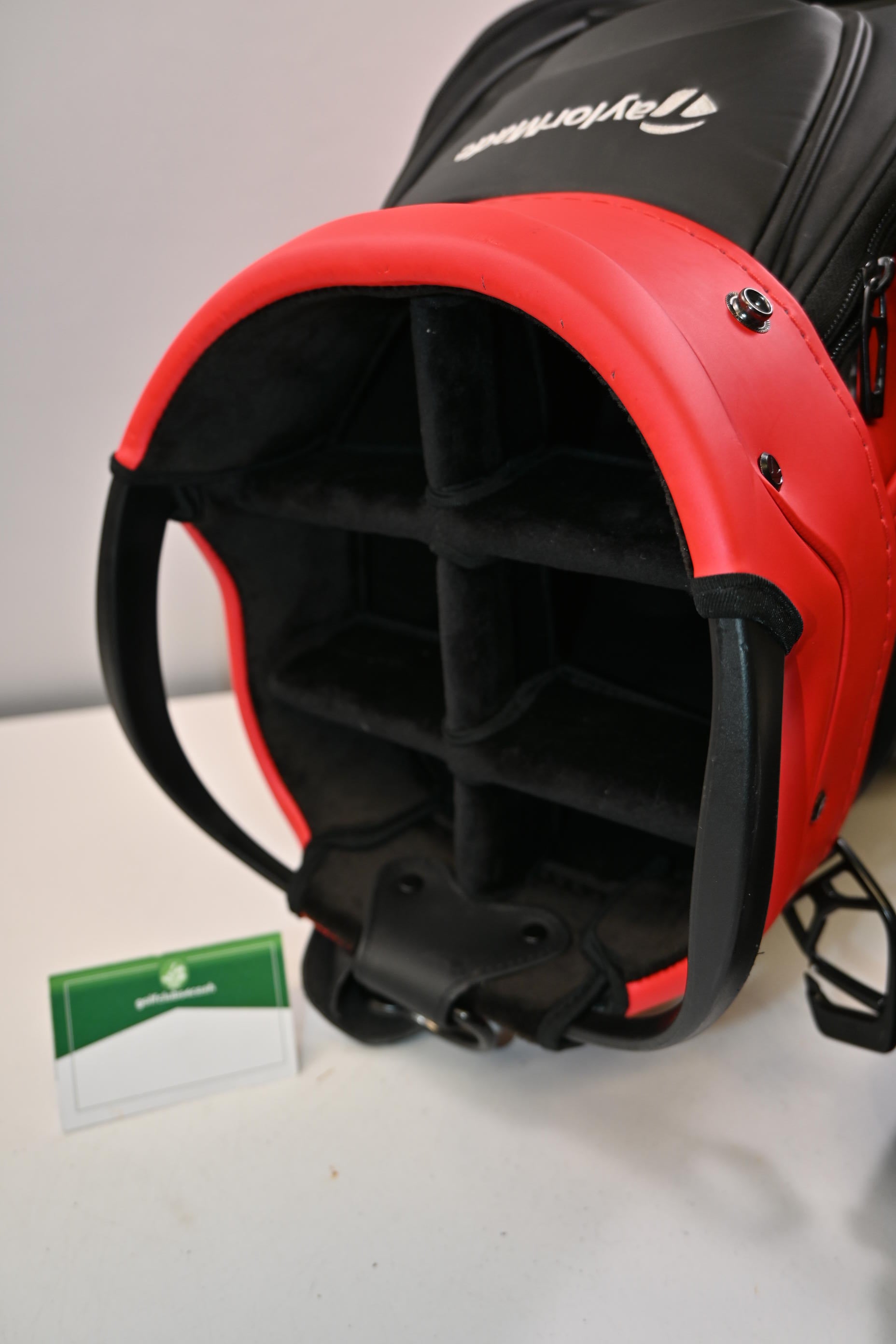 Taylormade Stealth Tour Bag / 6-Way Divider / Red &amp; Black