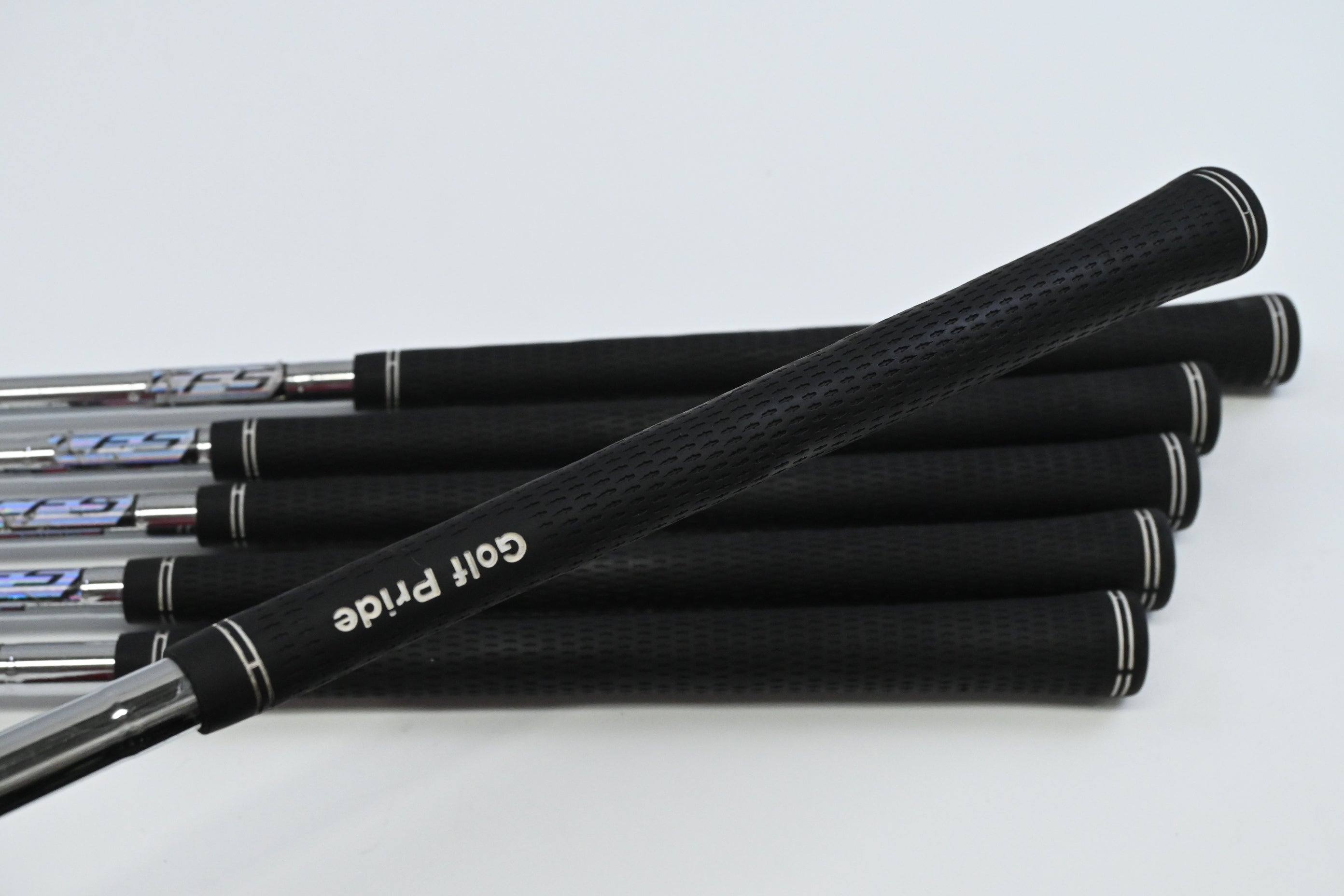 Left Hand Ping i25 Irons / 5-PW / Black Dot / Regular Flex Ping CFS Shafts