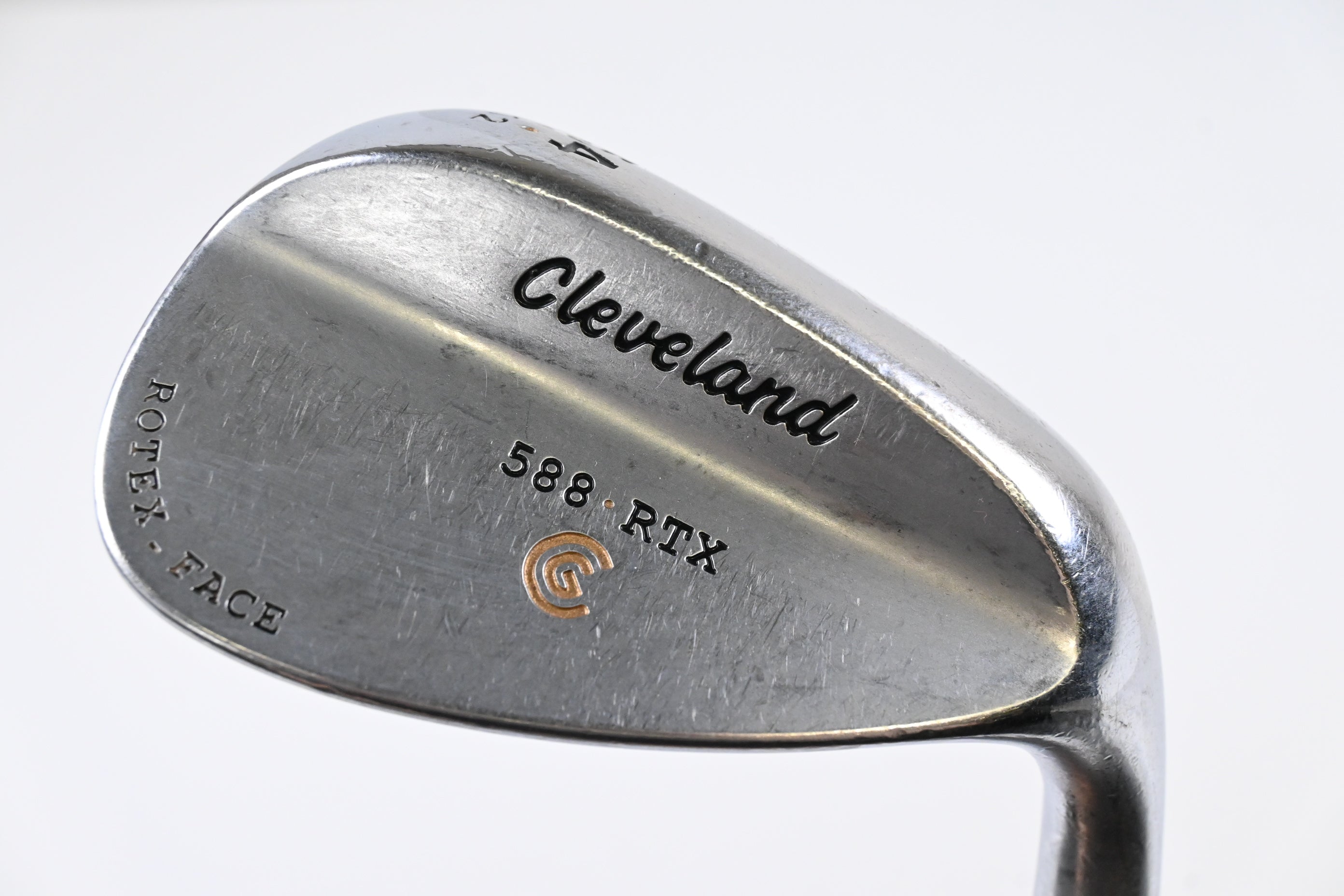 Cleveland 588 RTX Sand Wedge / 54 Degree / Wedge Flex Dynamic Gold Shaft