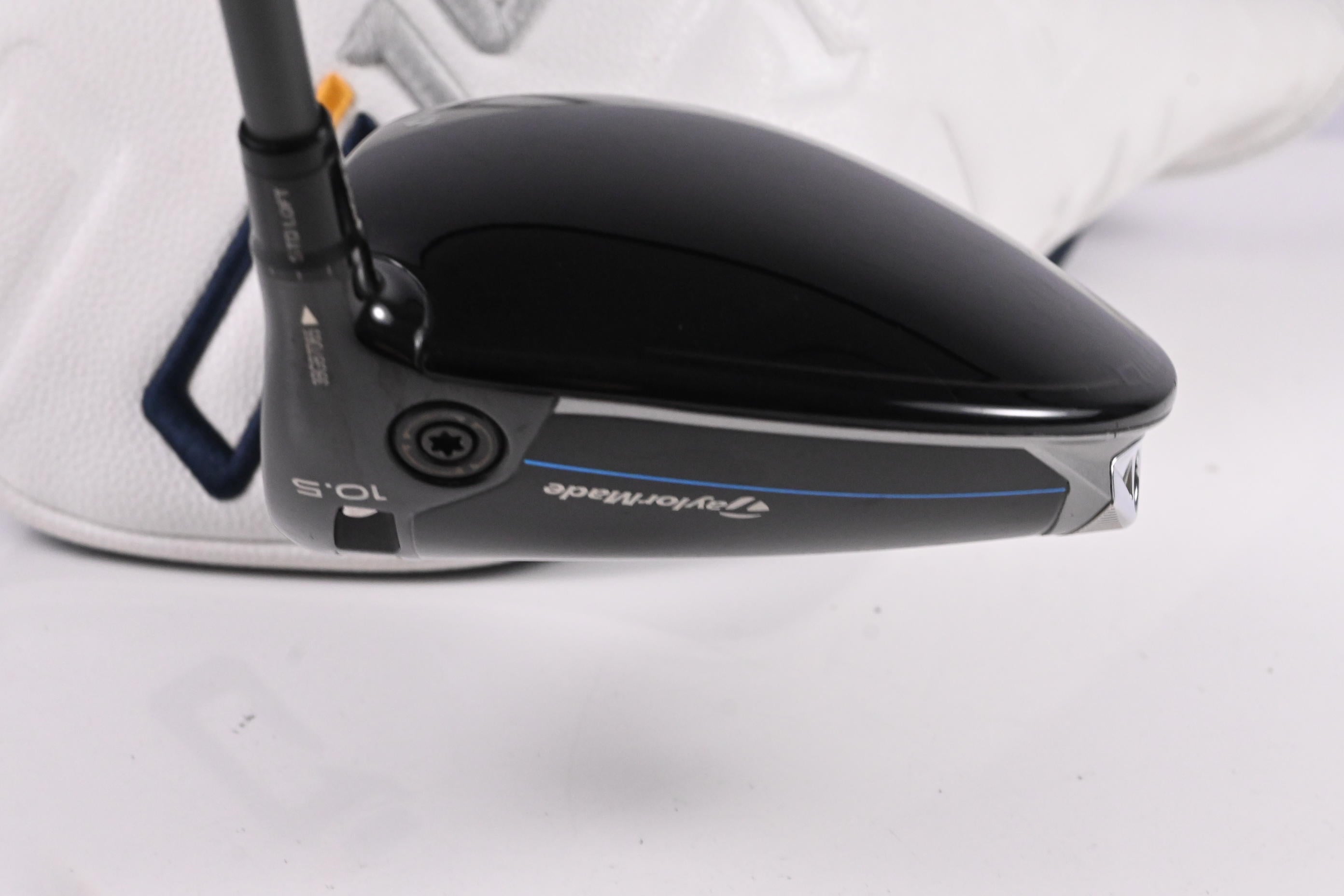 Taylormade Qi10 Max Driver / 10.5 Degree / X-Flex HZRDUS Smoke Black 70 Shaft
