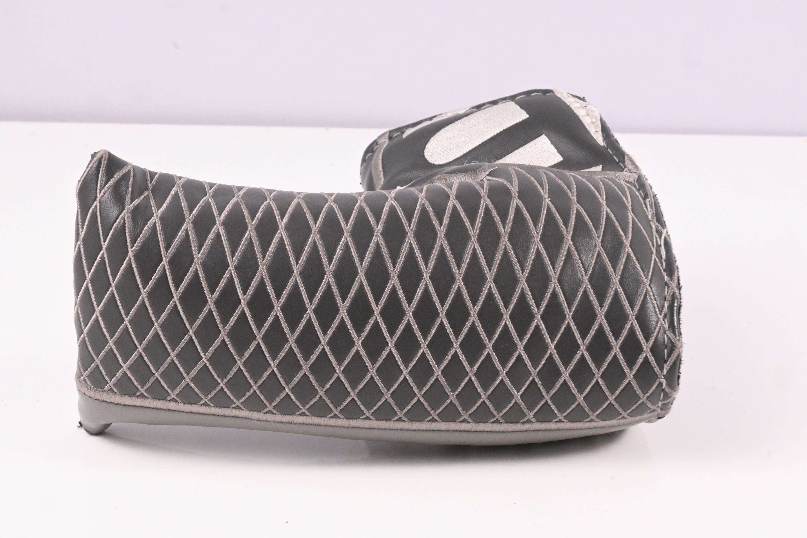 Bettinardi BB-46 2024 Series Putter / 34 Inch