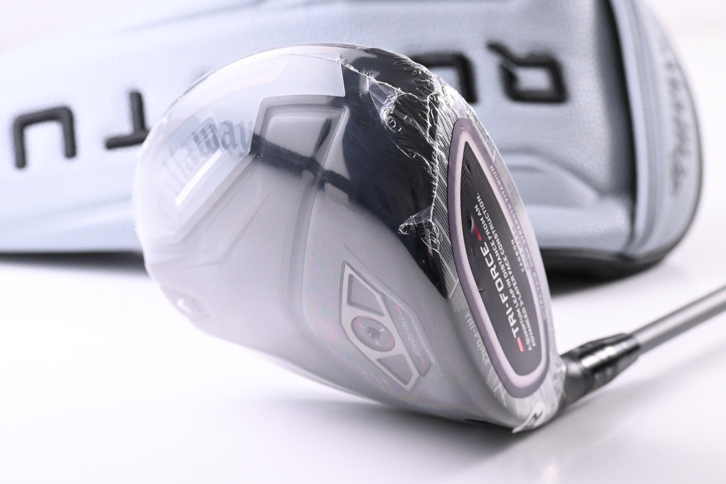 Callaway Quantum Max D Driver / 10.5 Degree / Regular Flex Denali Frost Silver 50