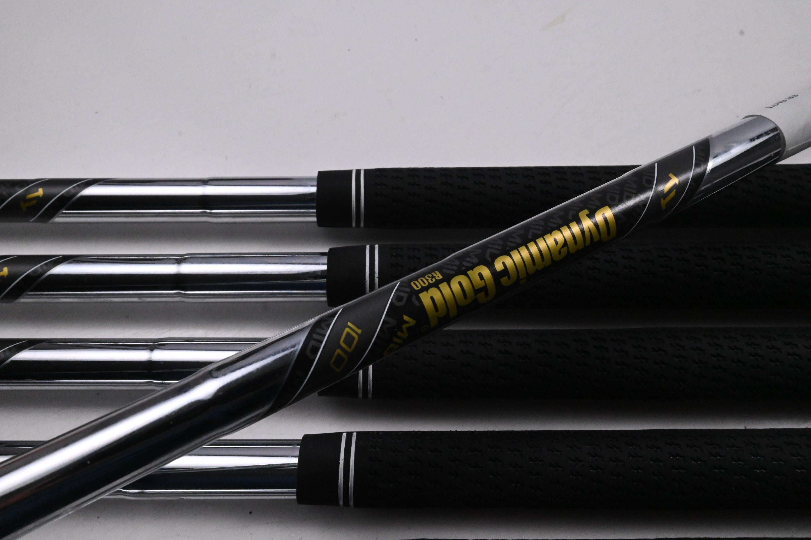 Ping G730 Irons / 7-PW+UW+50°+56° / Blue Dot / Regular Flex Dynamic Gold MID 115