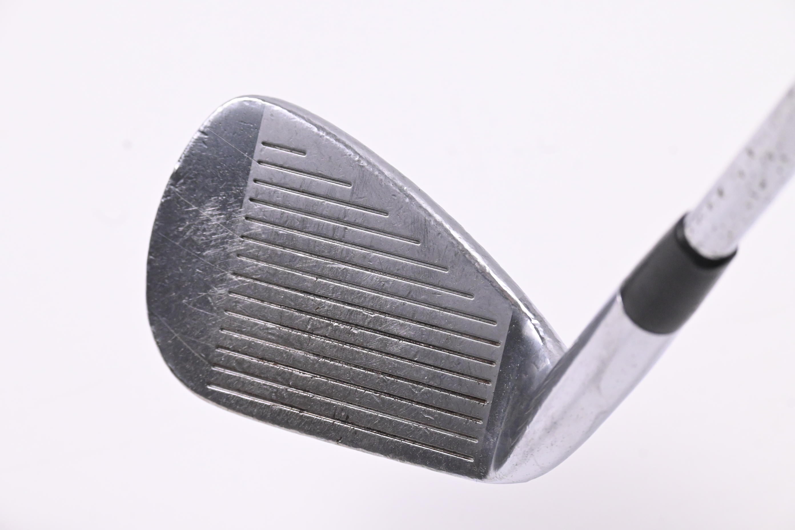 Mizuno JPX 800 Pro Pitching Wedge / 46 Degree / Stiff Flex Dynamic Gold S300 Shaft