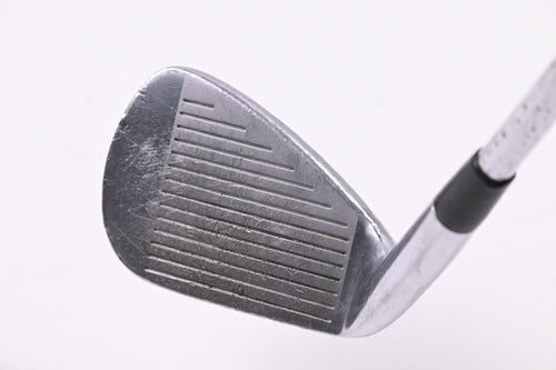Mizuno JPX 800 Pro Pitching Wedge / 46 Degree / Stiff Flex Dynamic Gold S300 Shaft