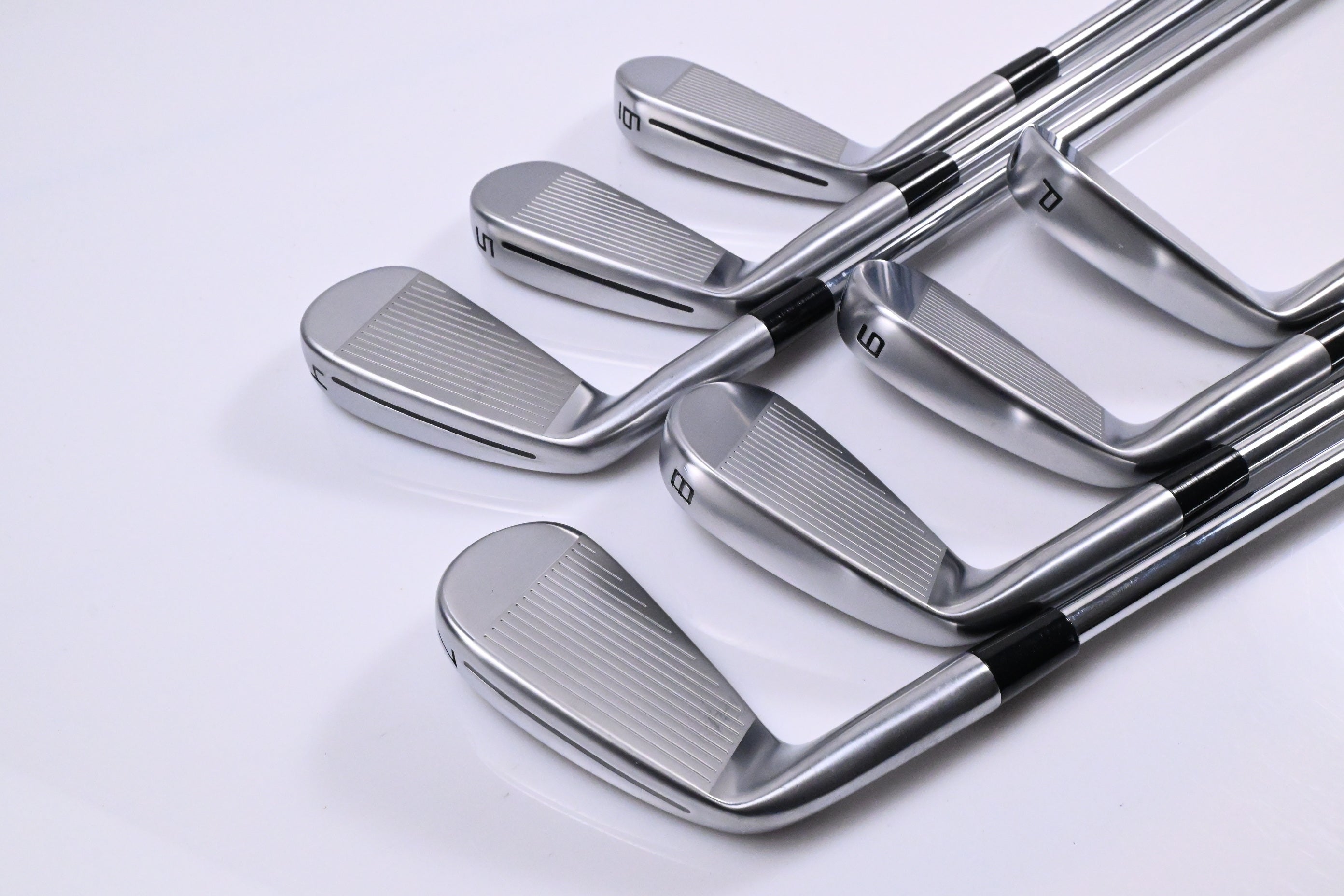 Taylormade P770 2024 Irons / 4-PW / Regular Flex Dynamic Gold Mid 115 R300 Shafts