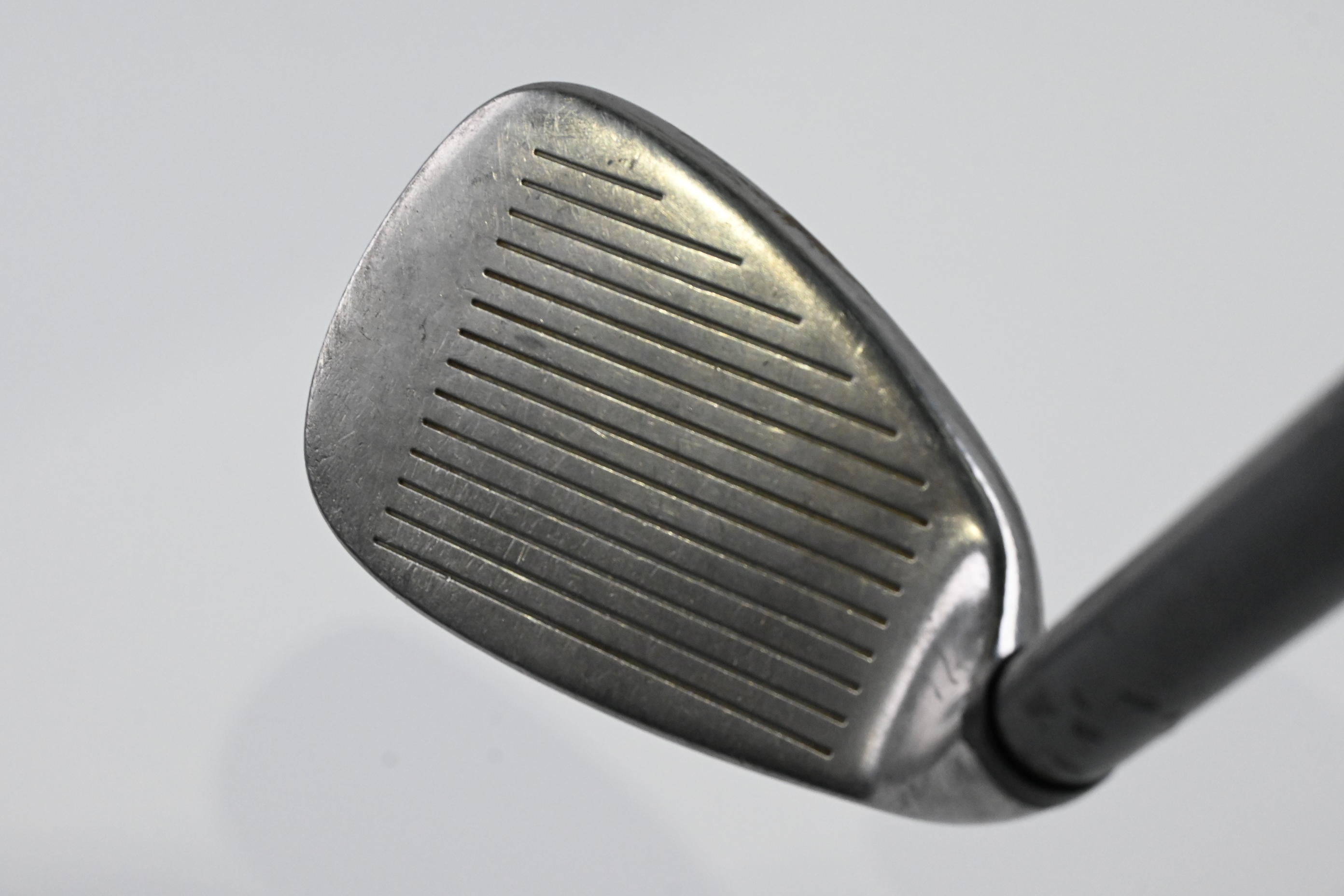 Ladies Wilson Deep Red Sand Wedge / 56 Degree / Ladies Flex Wilson Tri-Ply
