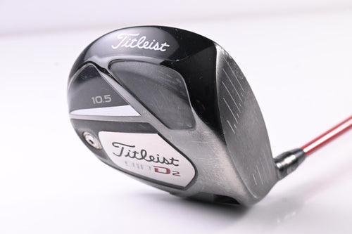 Titleist 910 D2 Driver / 10.5 Degree / Stiff Flex Fujikura Motore F1 65 Shaft