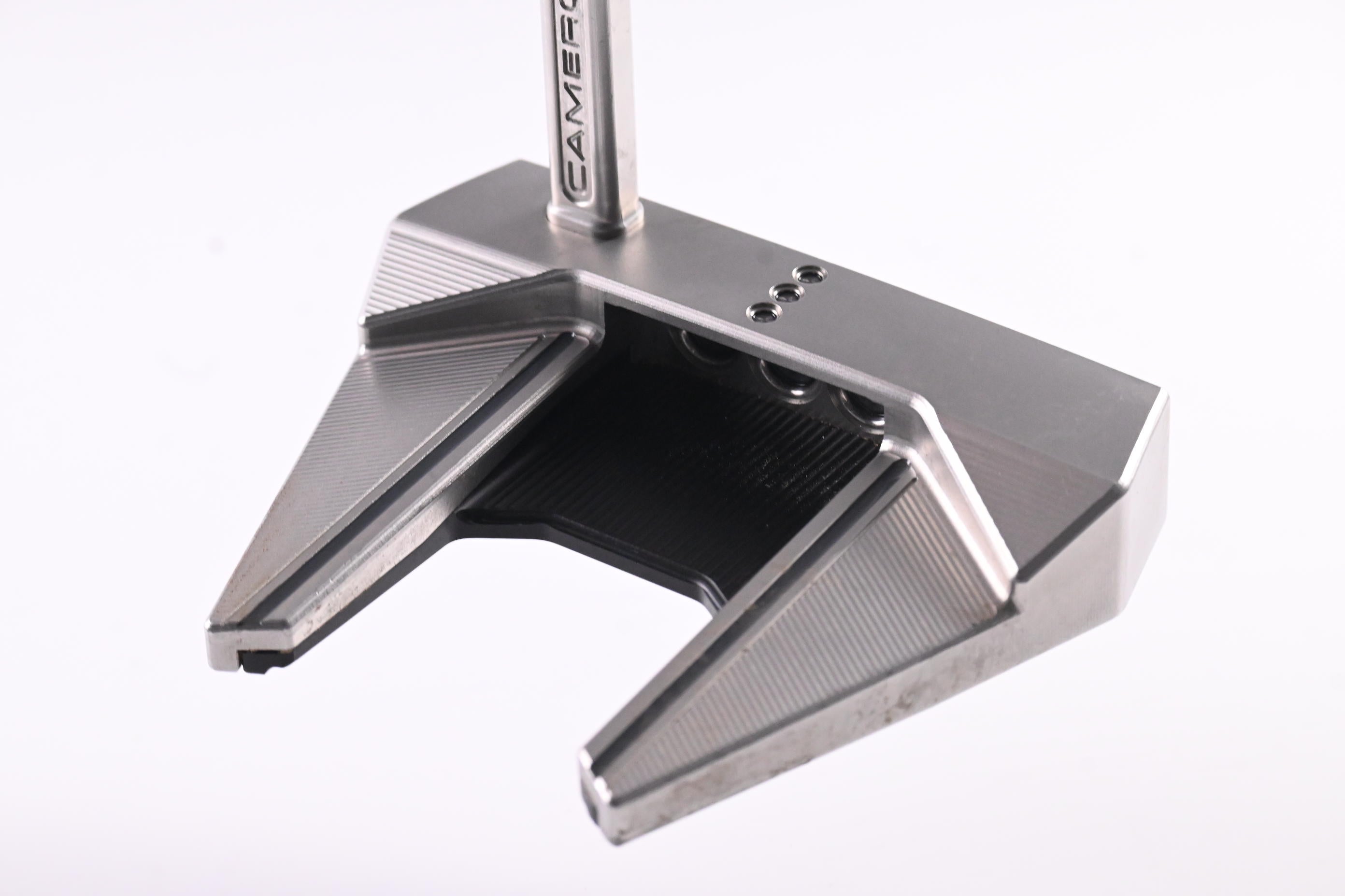Scotty Cameron 2024 Phantom Putter / 34 Inch