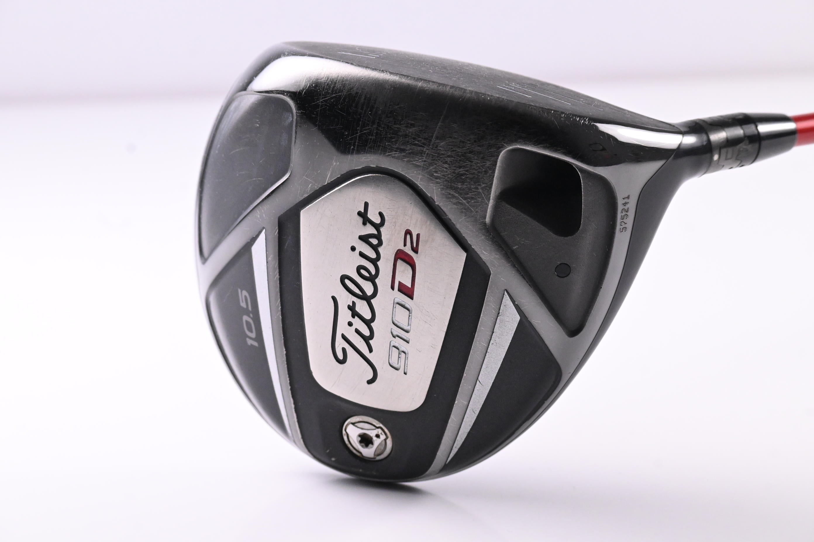Titleist 910 D2 Driver / 10.5 Degree / Stiff Flex Fujikura Motore F1 65 Shaft