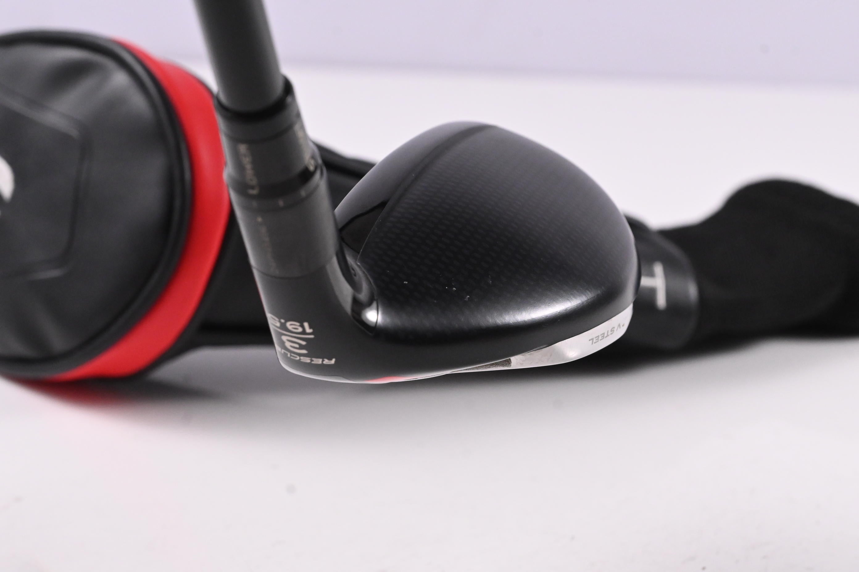 Taylormade Stealth Plus #3 Hybrid / 19.5 Degree / Stiff Flex HZRDUS Smoke Red