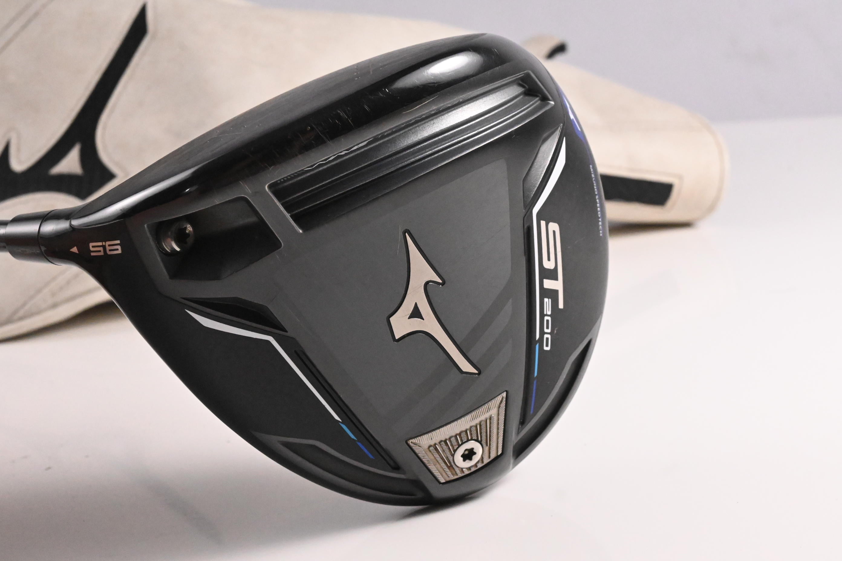 Left Hand Mizuno ST200 Driver / 9.5 Degree / Stiff Flex Diamana D+ White 60