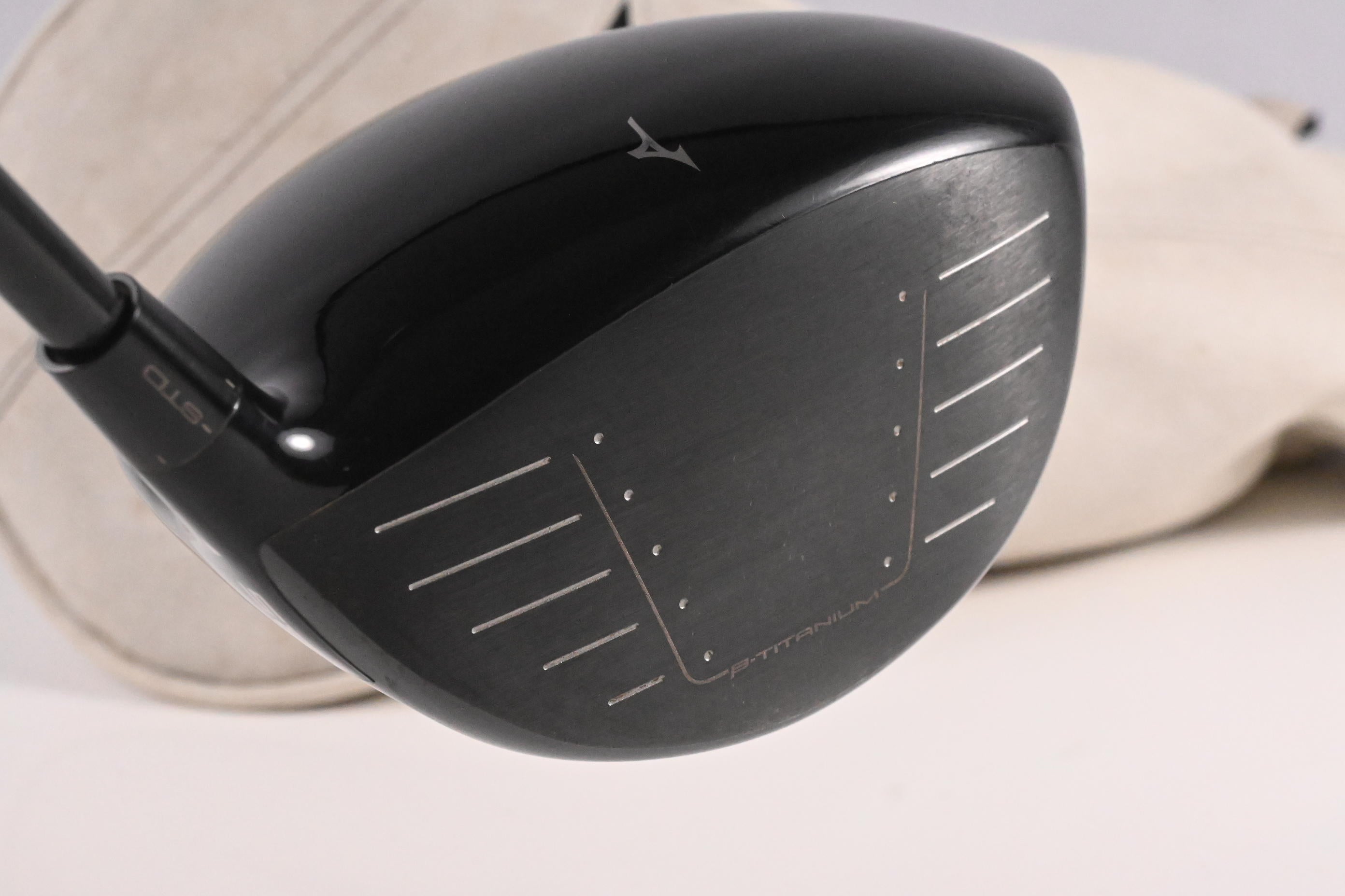 Left Hand Mizuno ST200 Driver / 9.5 Degree / Stiff Flex Diamana D+ White 60