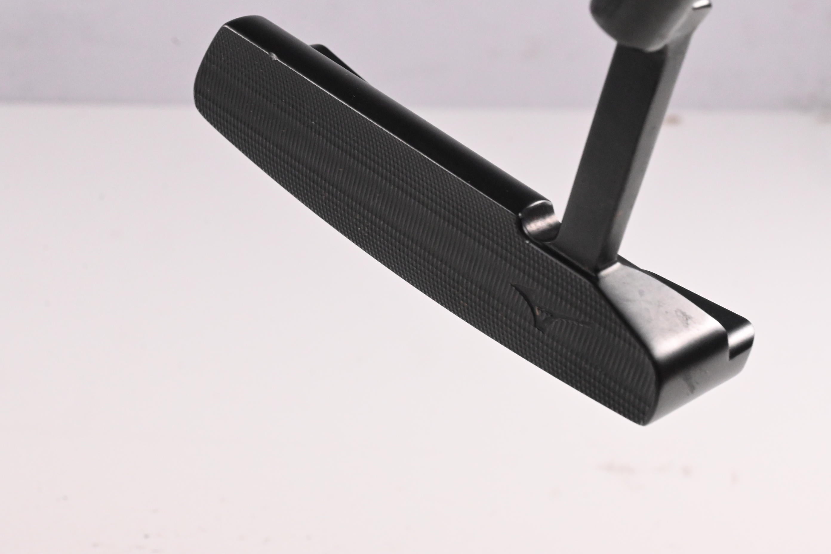Mizuno M-Craft OMOI 02 Black Putter / 33 Inch