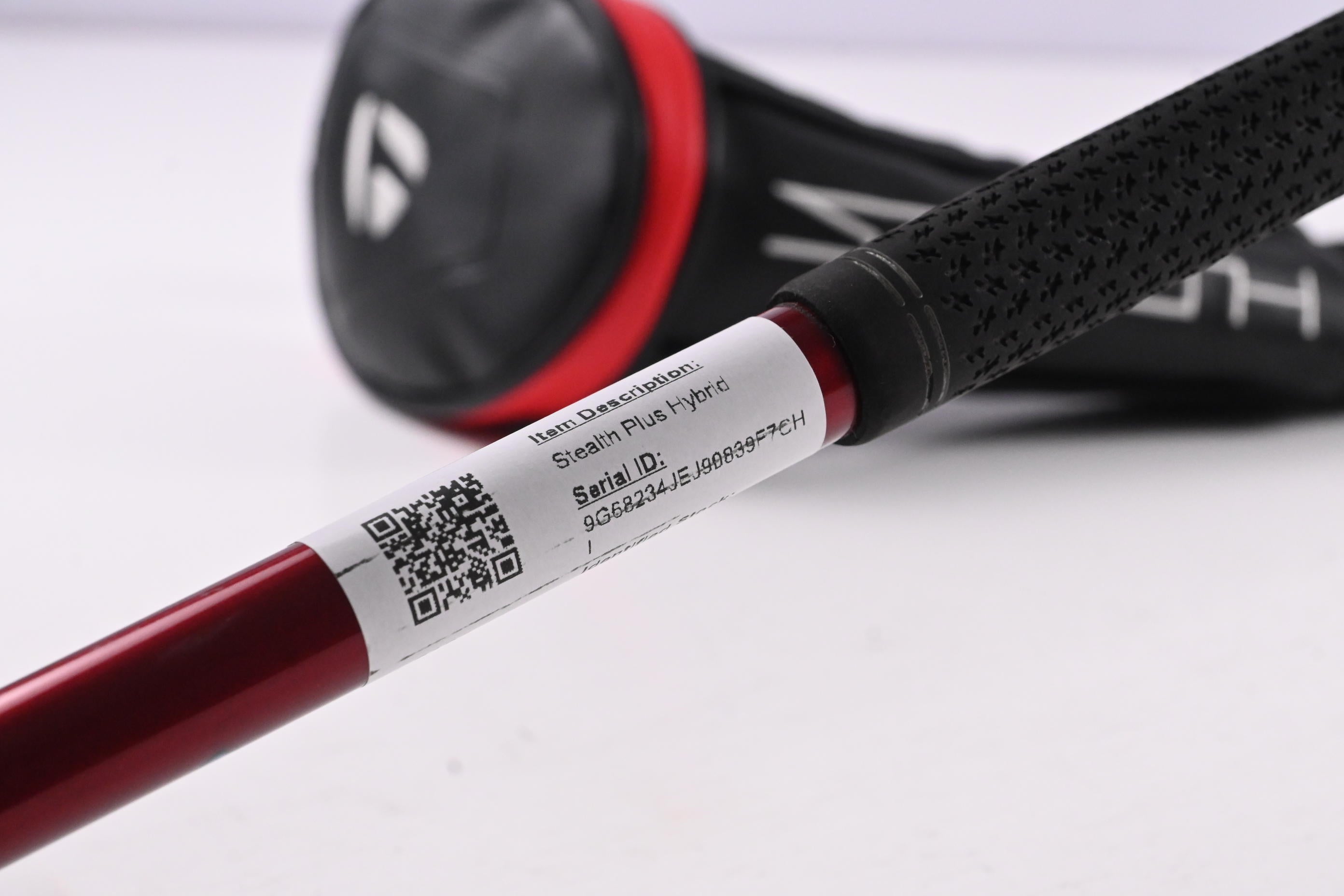 Taylormade Stealth Plus #3 Hybrid / 19.5 Degree / Stiff Flex HZRDUS Smoke Red