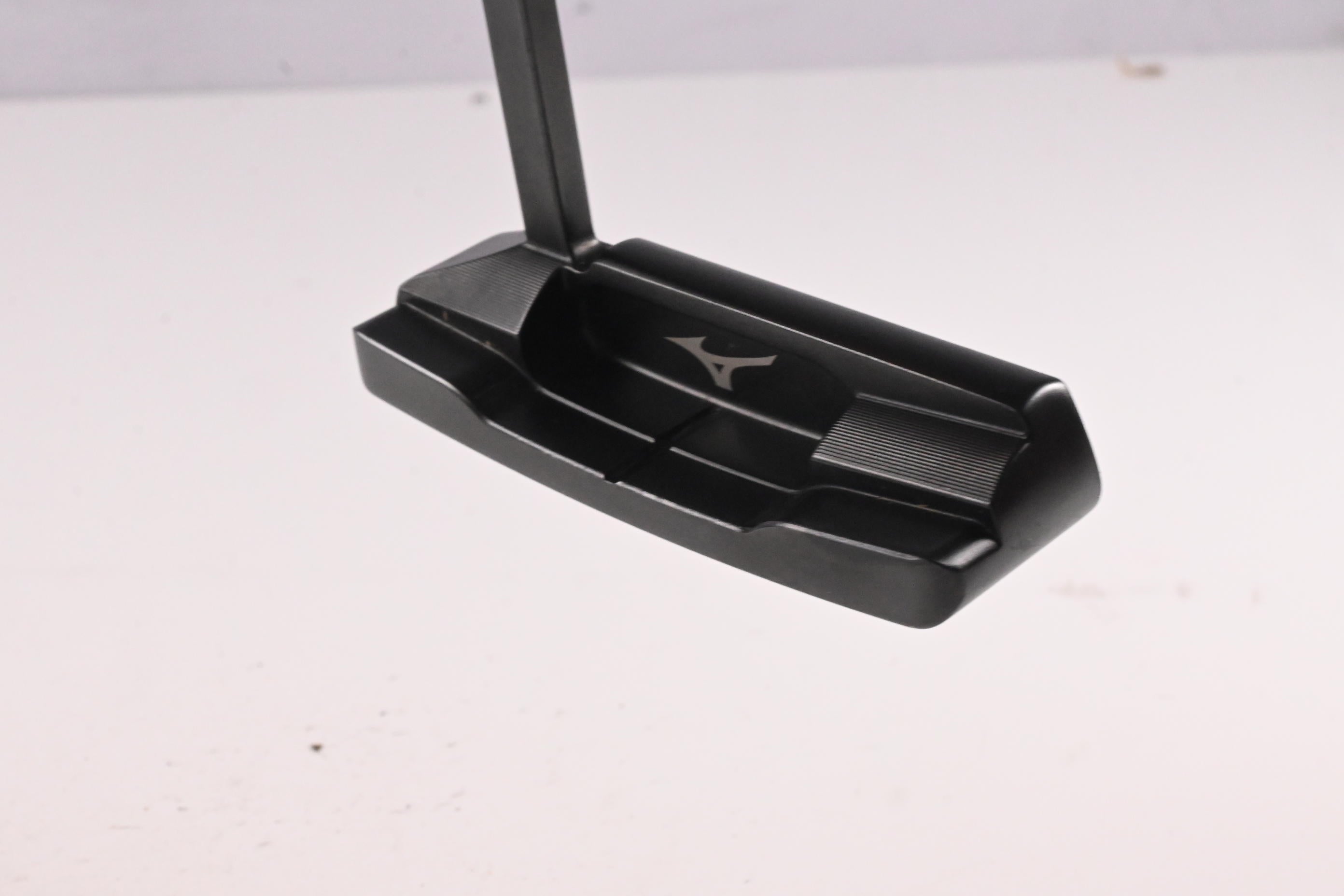 Mizuno M-Craft OMOI 02 Black Putter / 33 Inch