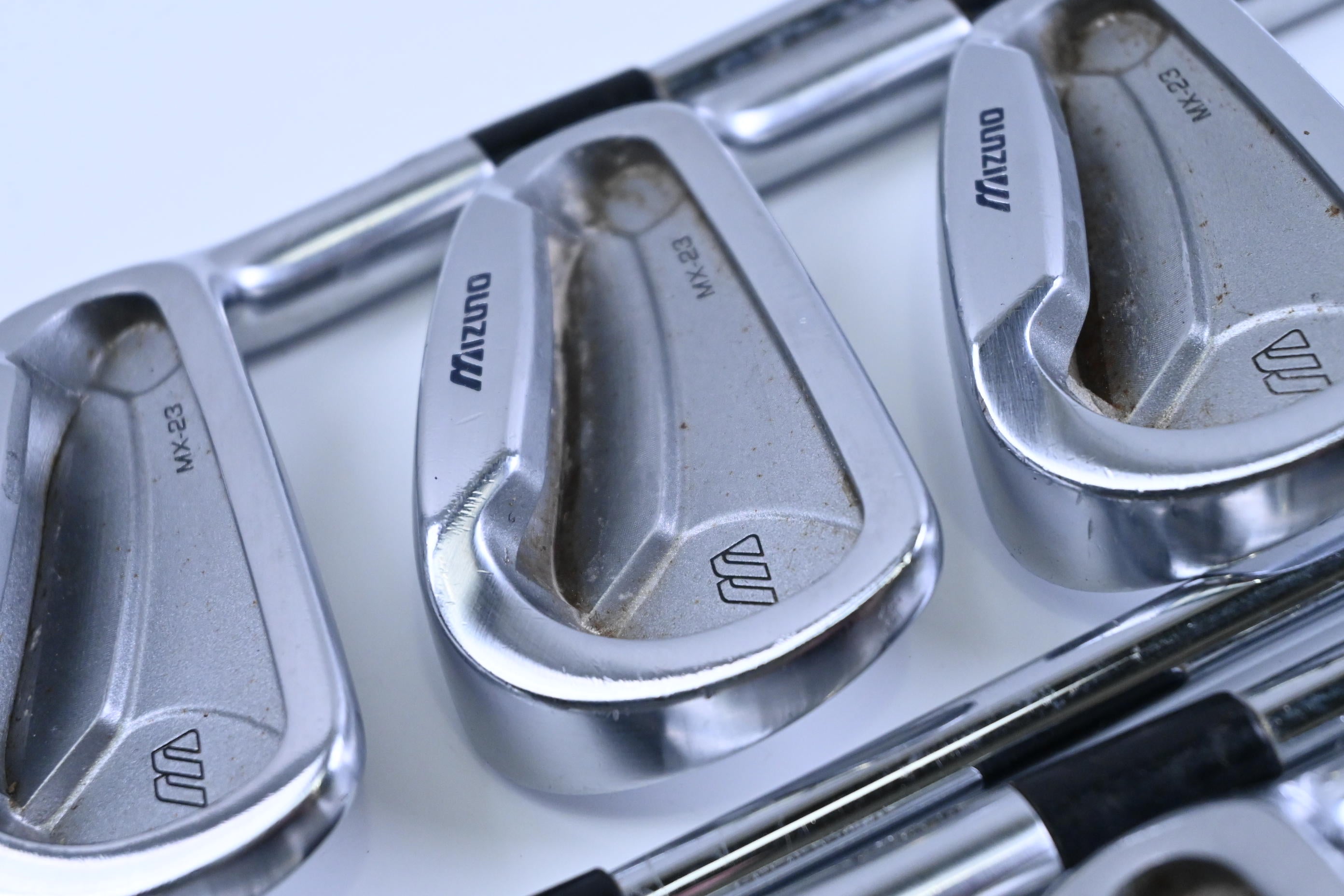 Mizuno MX-23 Irons / 4-PW / Stiff Flex Dynamic Gold Shafts