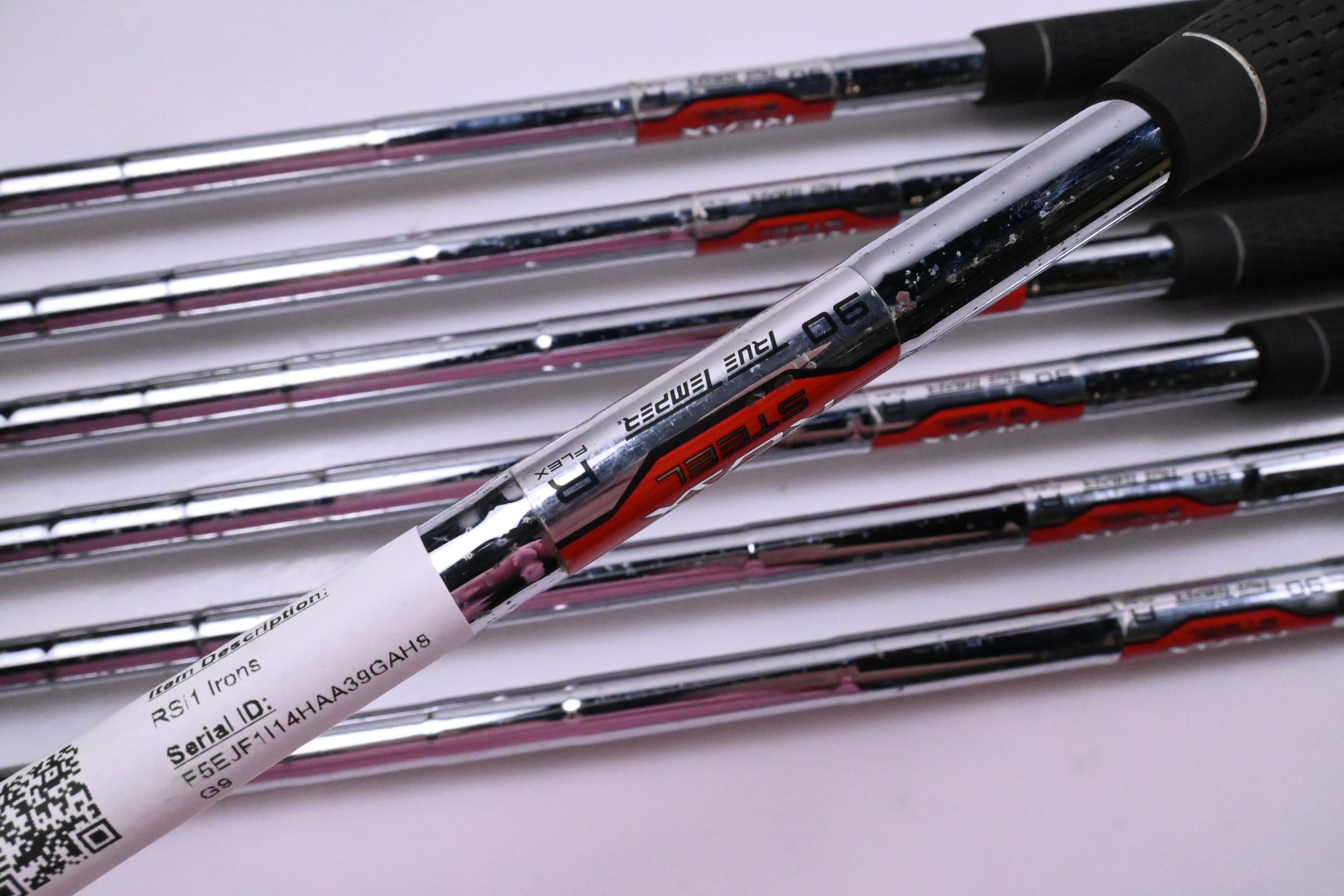 Taylormade RSi1 Irons / 4-PW / Regular Flex Reax 90 Shafts