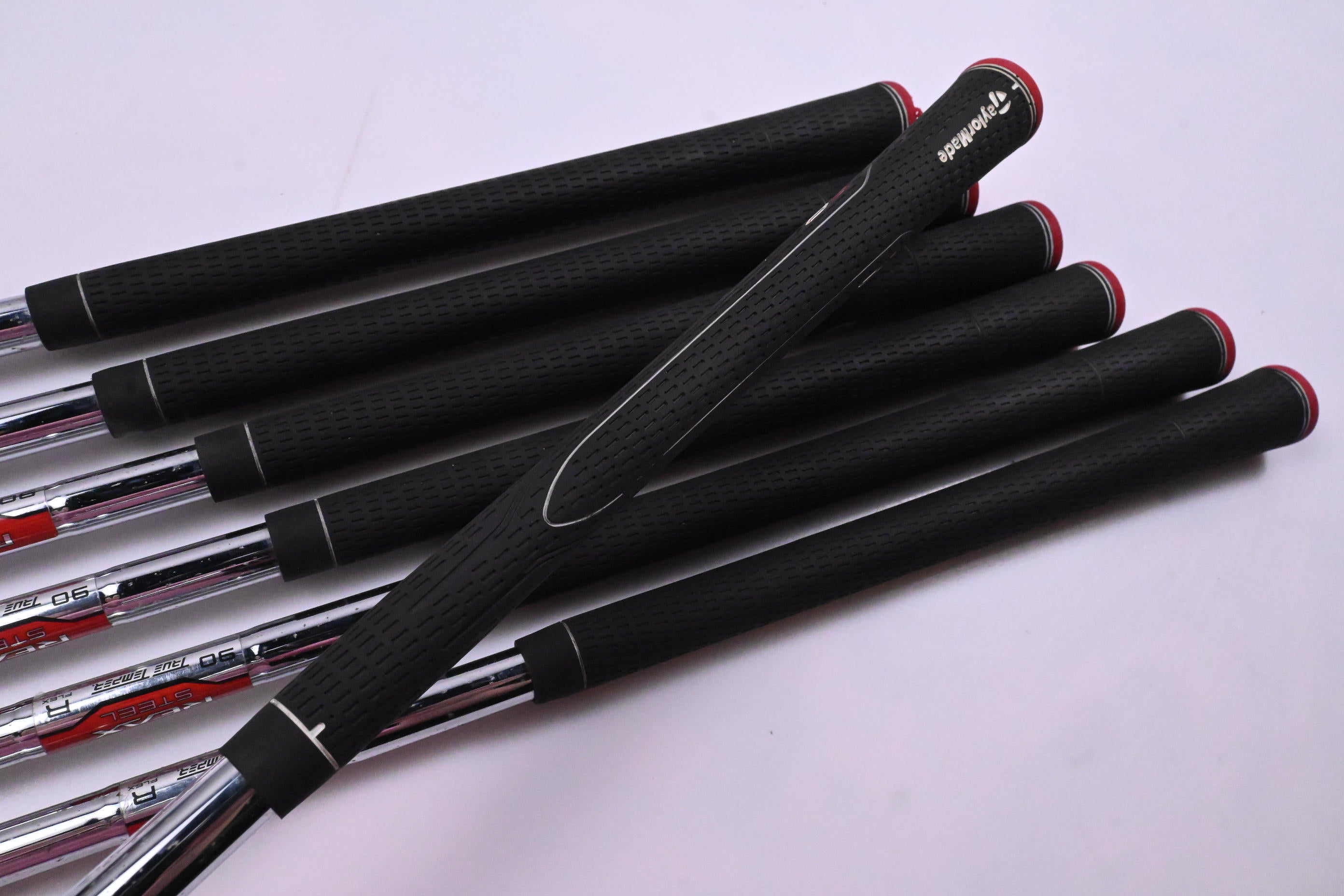 Taylormade RSi1 Irons / 4-PW / Regular Flex Reax 90 Shafts