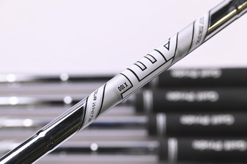 Cobra King CB Irons / 4-PW / X-Flex AMT Tour White X100 Shafts