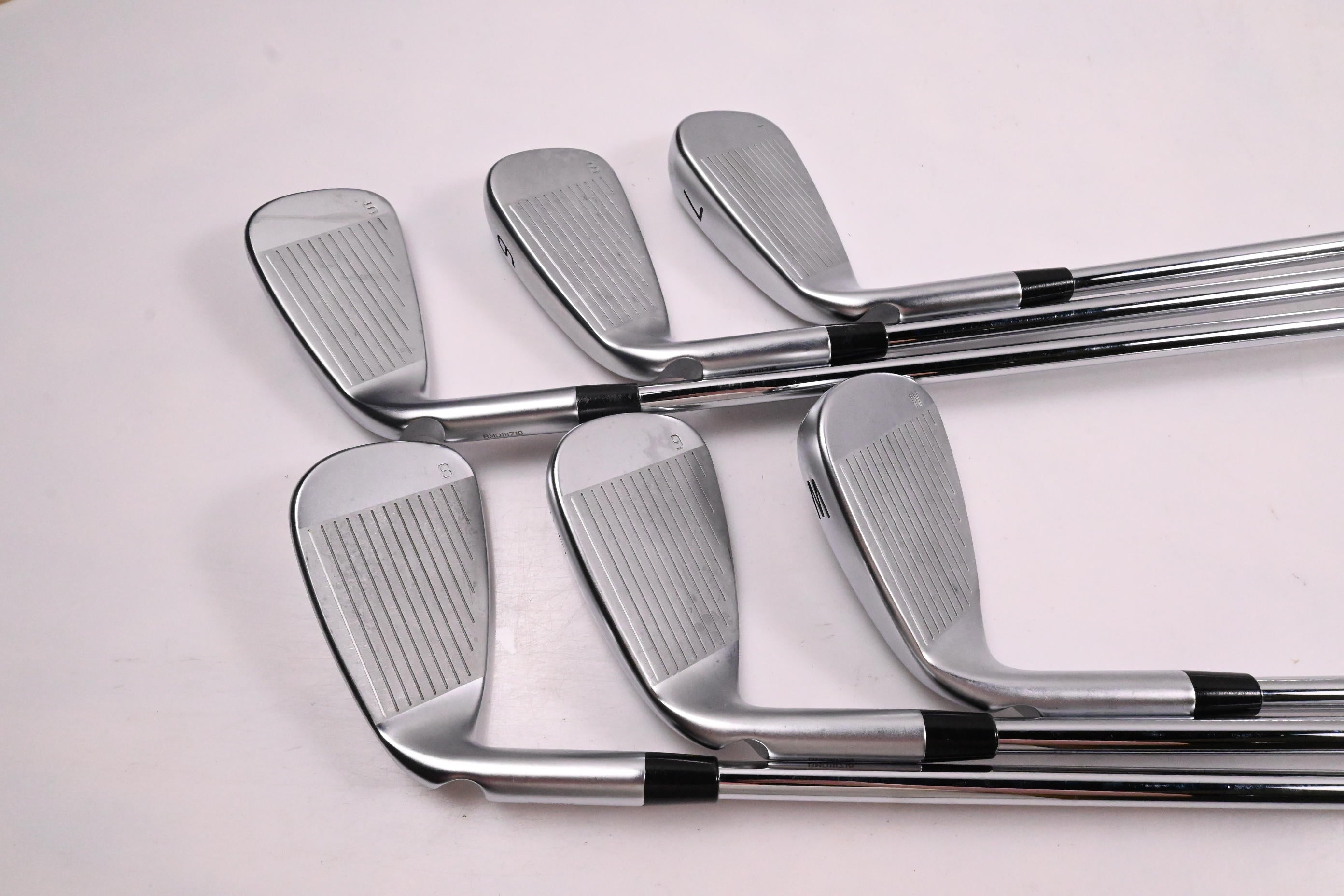Ping G440 Irons / 5-PW / Black Dot / Regular Flex Ping AWT 3.0 Shafts