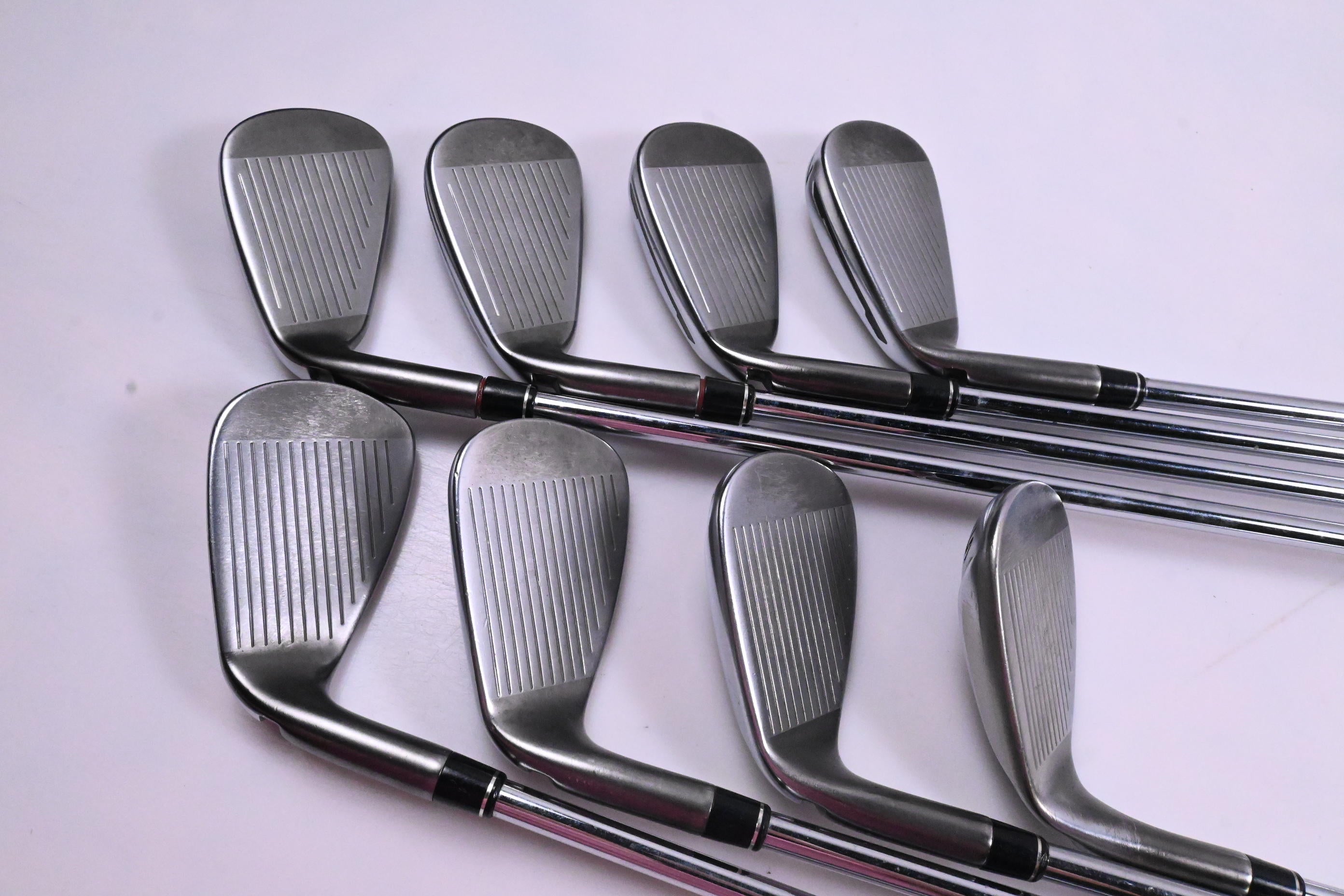 Taylormade Speedblade Irons / 4-PW+SW / Regular Flex Speedblade 85 Shafts