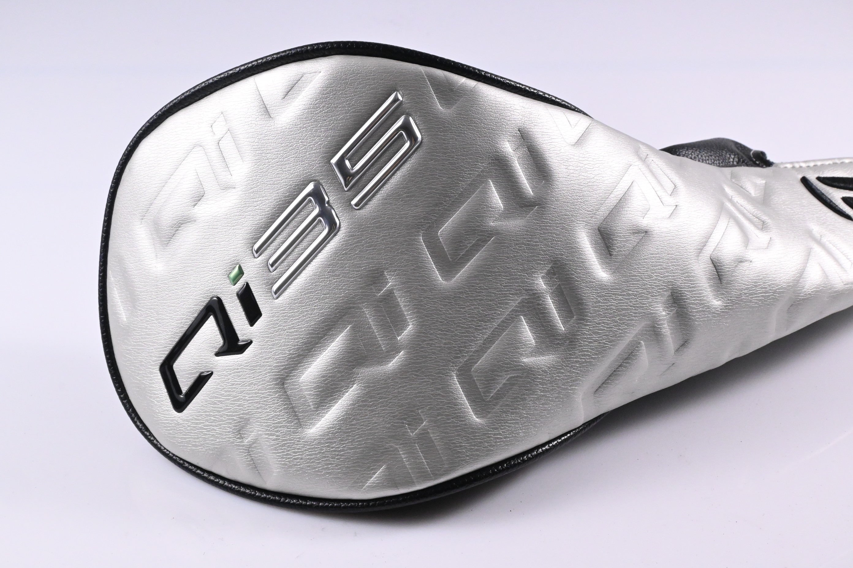 Taylormade Qi35 Driver / 10.5 Degree / Regular Flex Fujikura Ventus Blue 5 Shaft