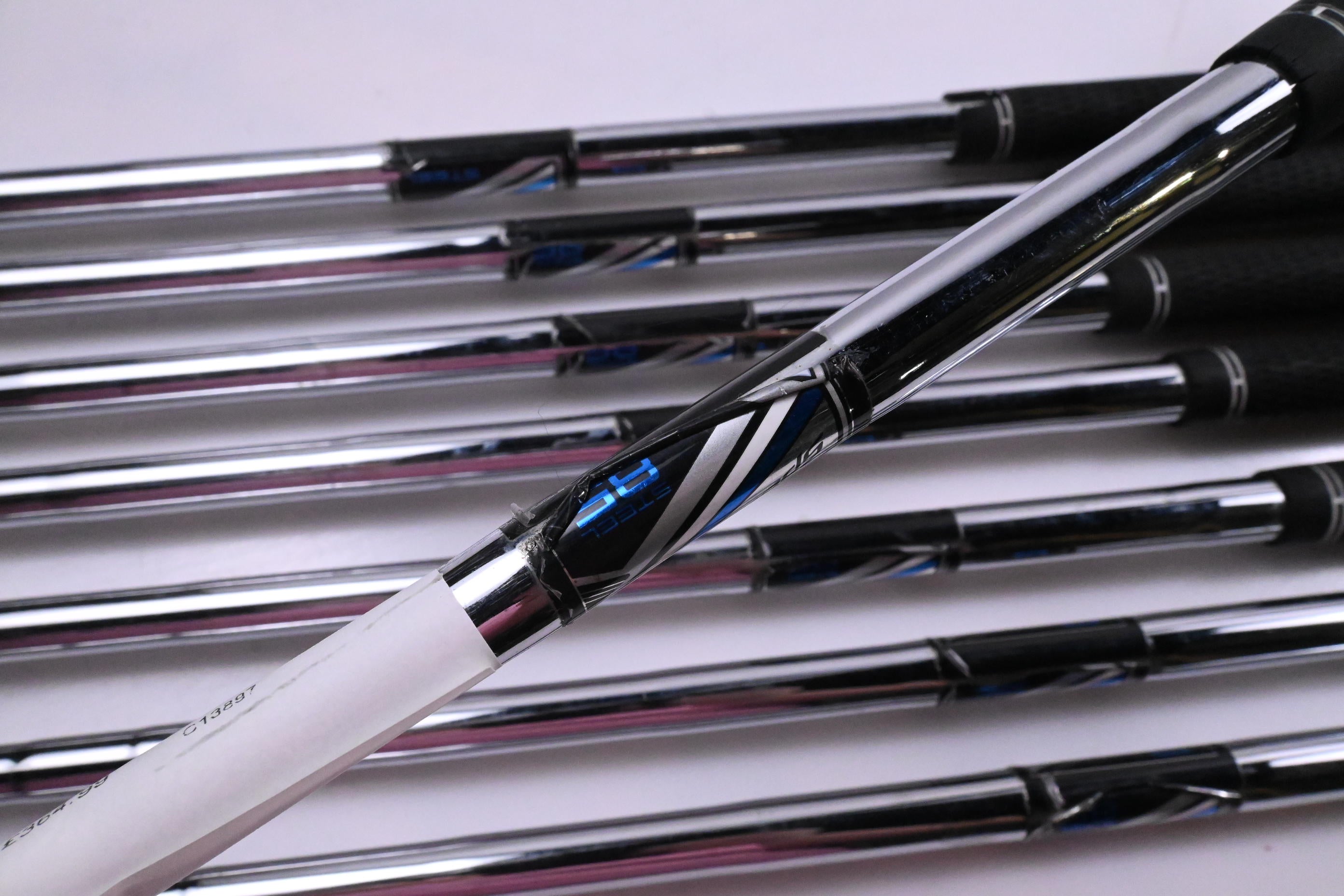 Taylormade Speedblade Irons / 4-PW+SW / Regular Flex Speedblade 85 Shafts